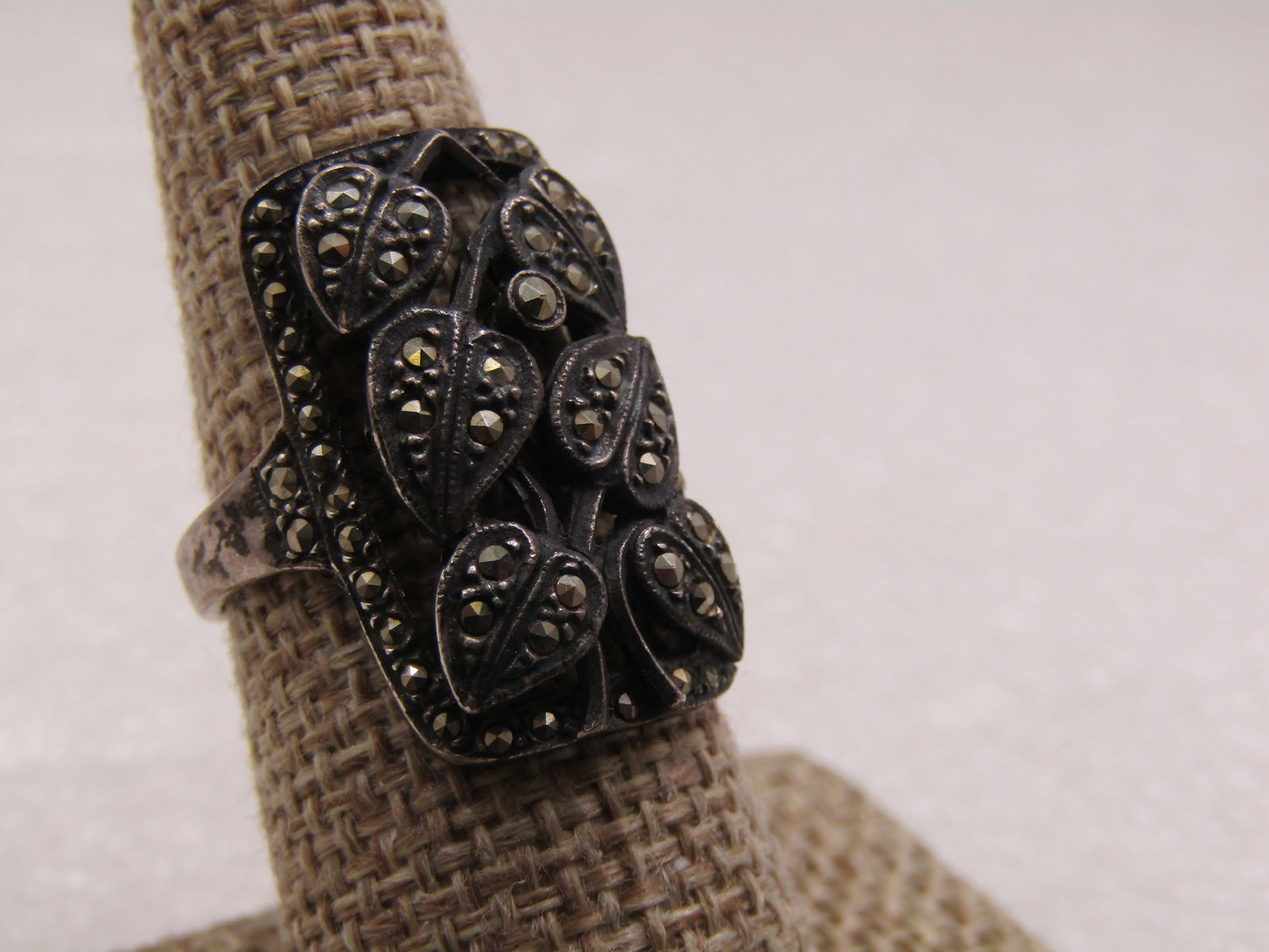Vintage Sterling Marcasite Leaf Ring, Rectangular, Sz. 8 - 2