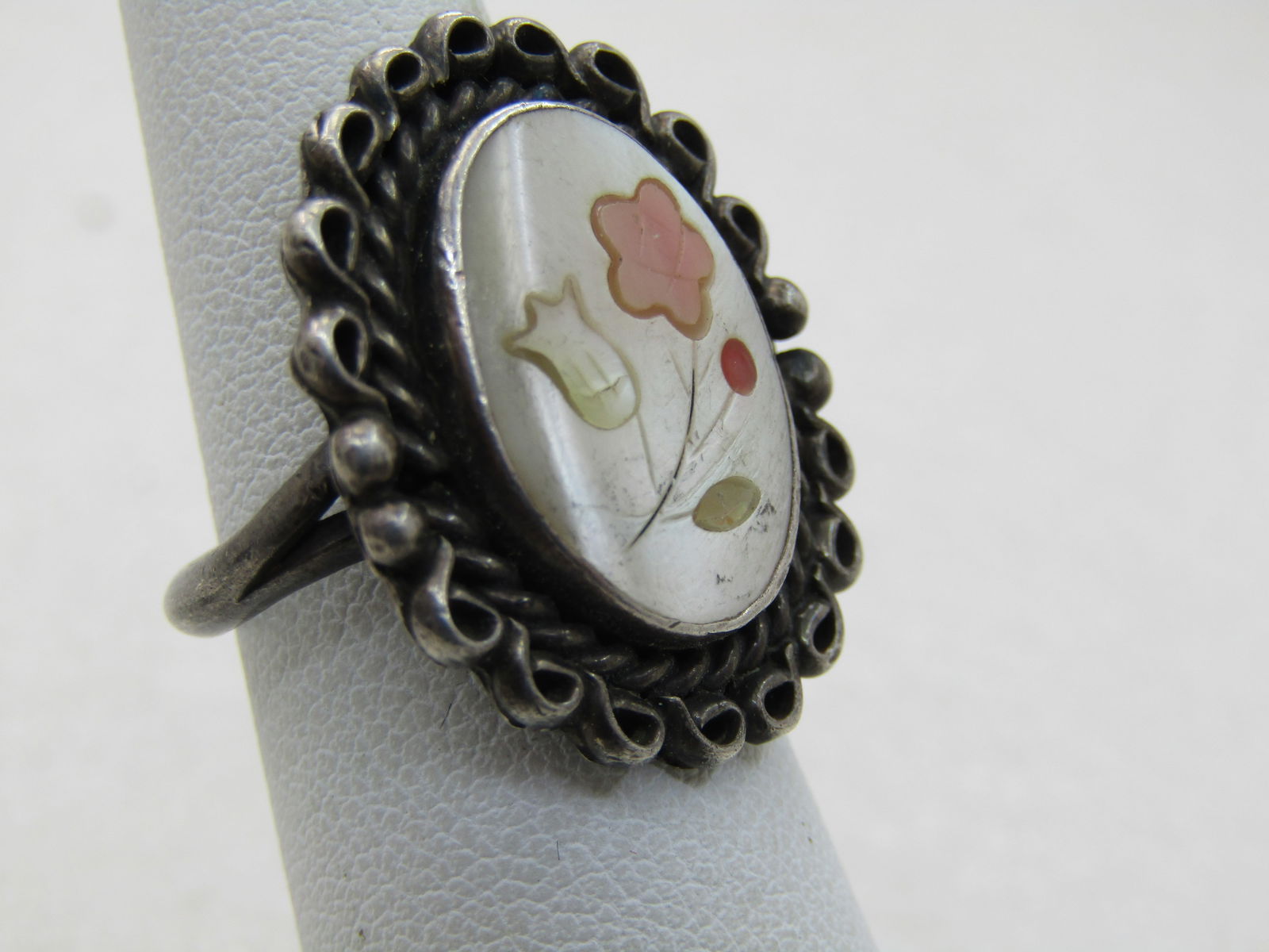 Vintage Sterling Southwestern Inlaid MOP Floral Ring, Sz. 6.5, Signed J.M. - 3