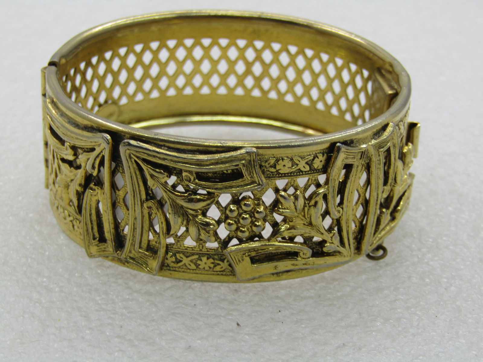 Vintage 10kt Cross Crucifix Necklace, Signed ADL, 19", - 13