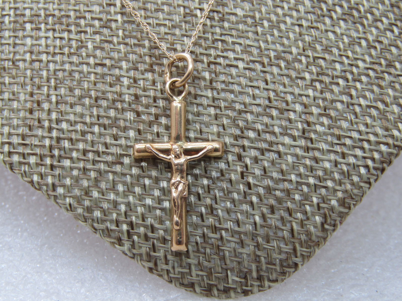 Vintage 10kt Cross Crucifix Necklace, Signed ADL, 19", - 4