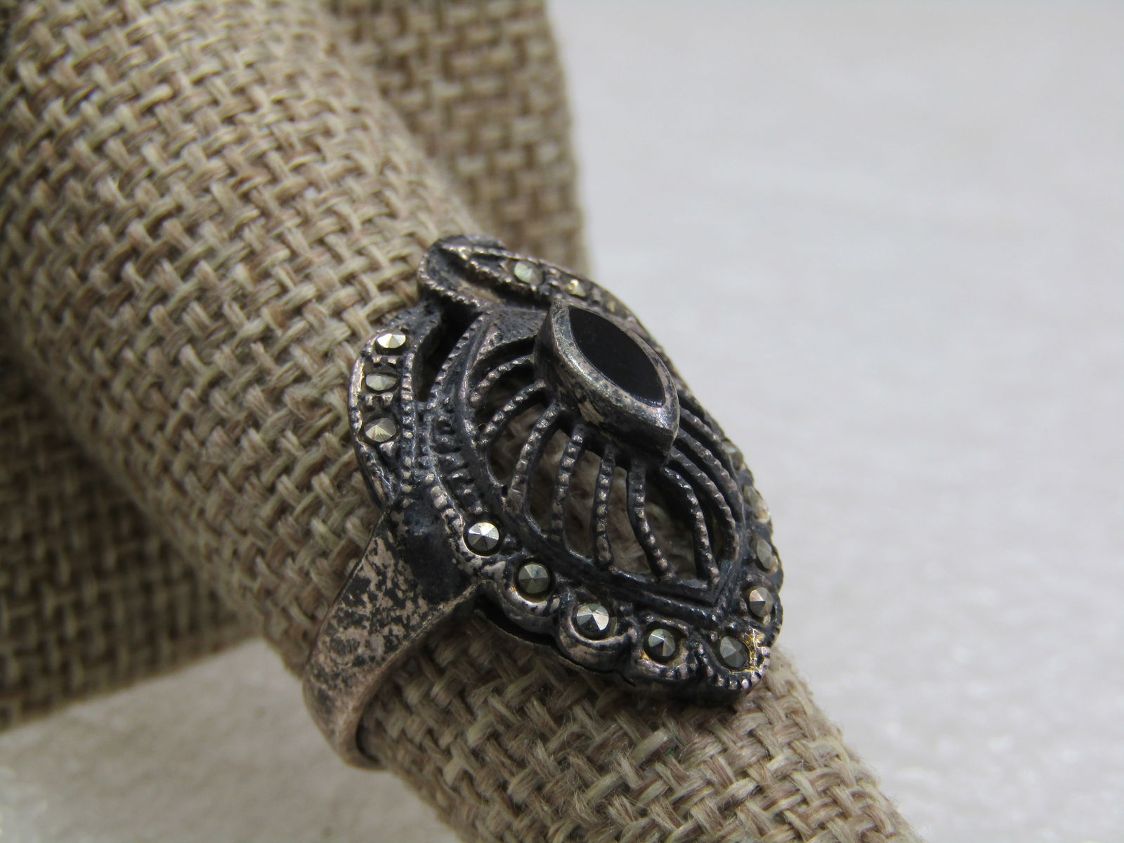 Vintage Sterling Onyx Leaf Marcasite Ring, Sz. 7.75 - 4
