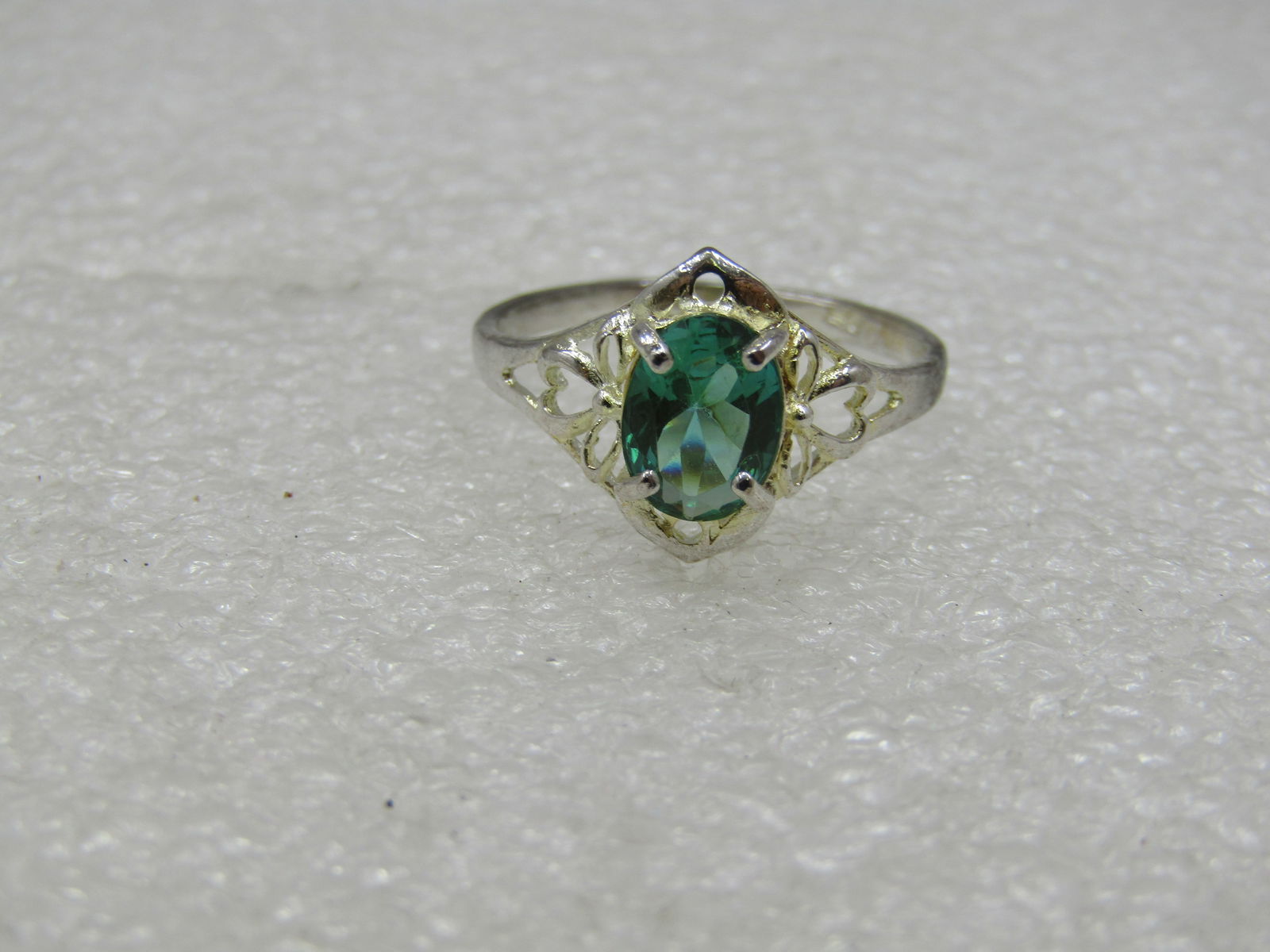 Emerald Green Colored Scrolled Ring, Sz. 8.5 - 5