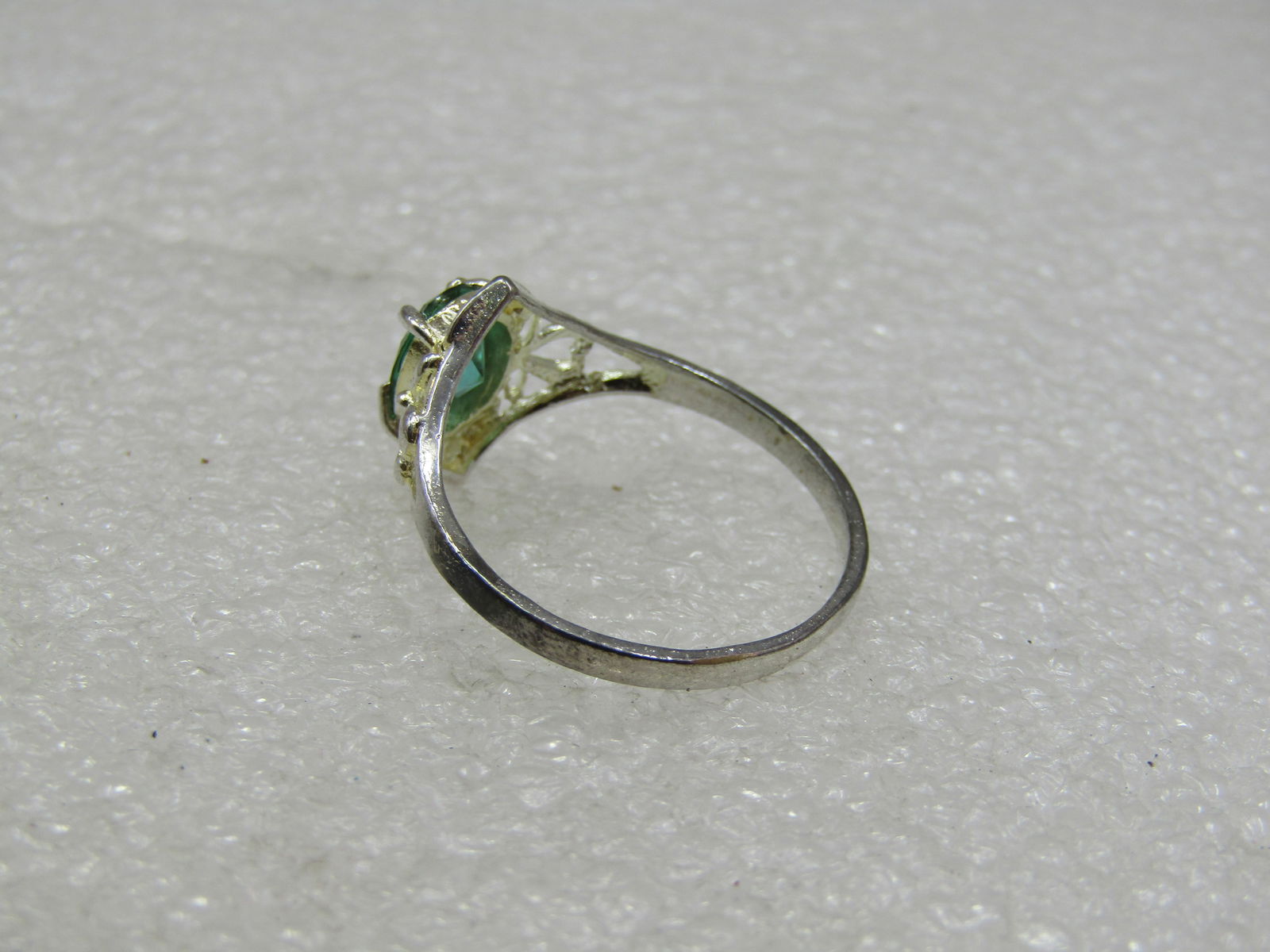 Emerald Green Colored Scrolled Ring, Sz. 8.5 - 6
