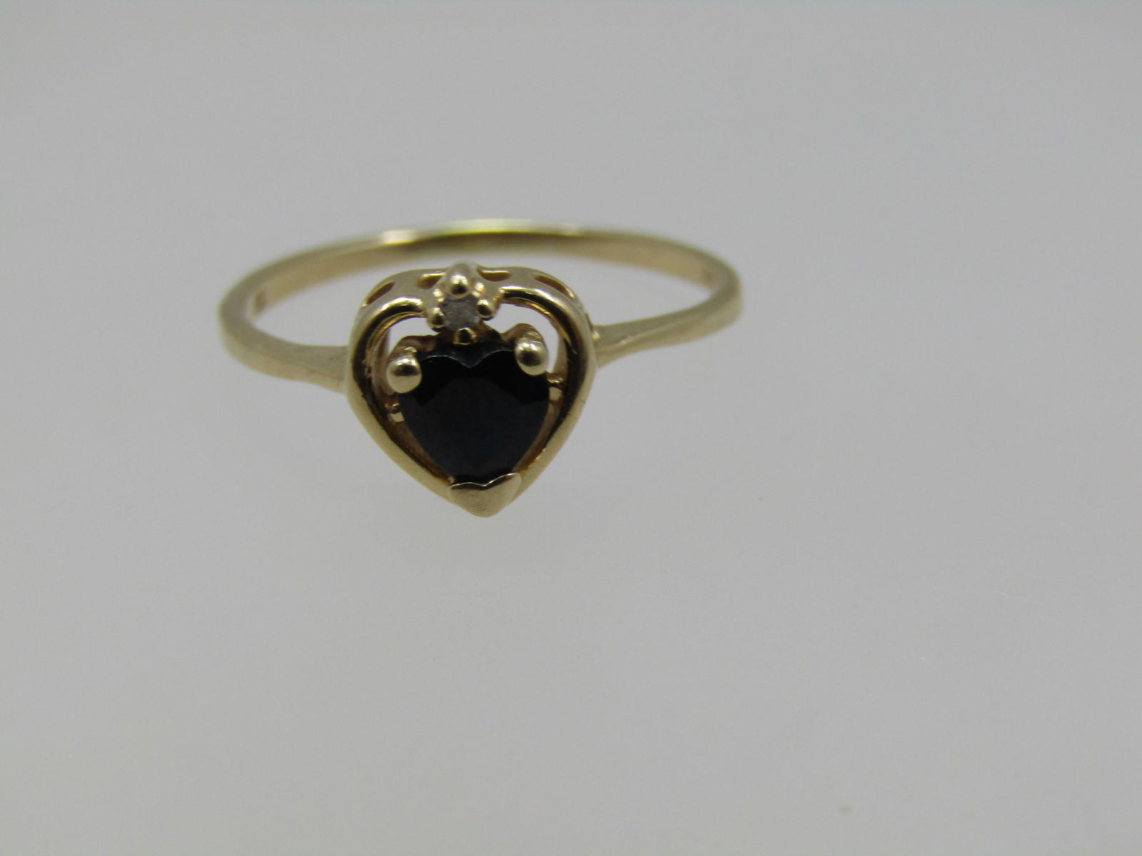 Vintage 14kt Dark Blue Sapphire Heart & Diamond Ring, Sz. 8 - 3