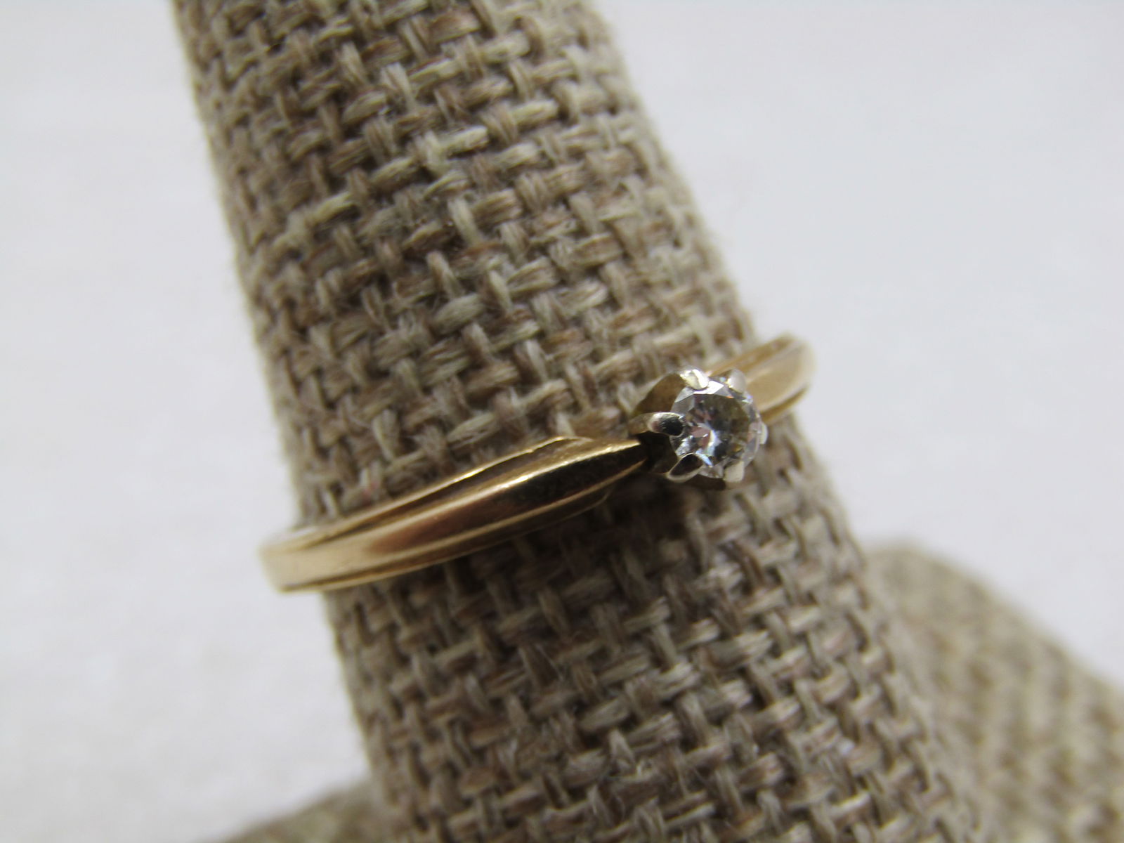 Vintage 14kt Diamond EngaGement/Promise ring, Sz. 9, .15 CT Mid-Century - 2