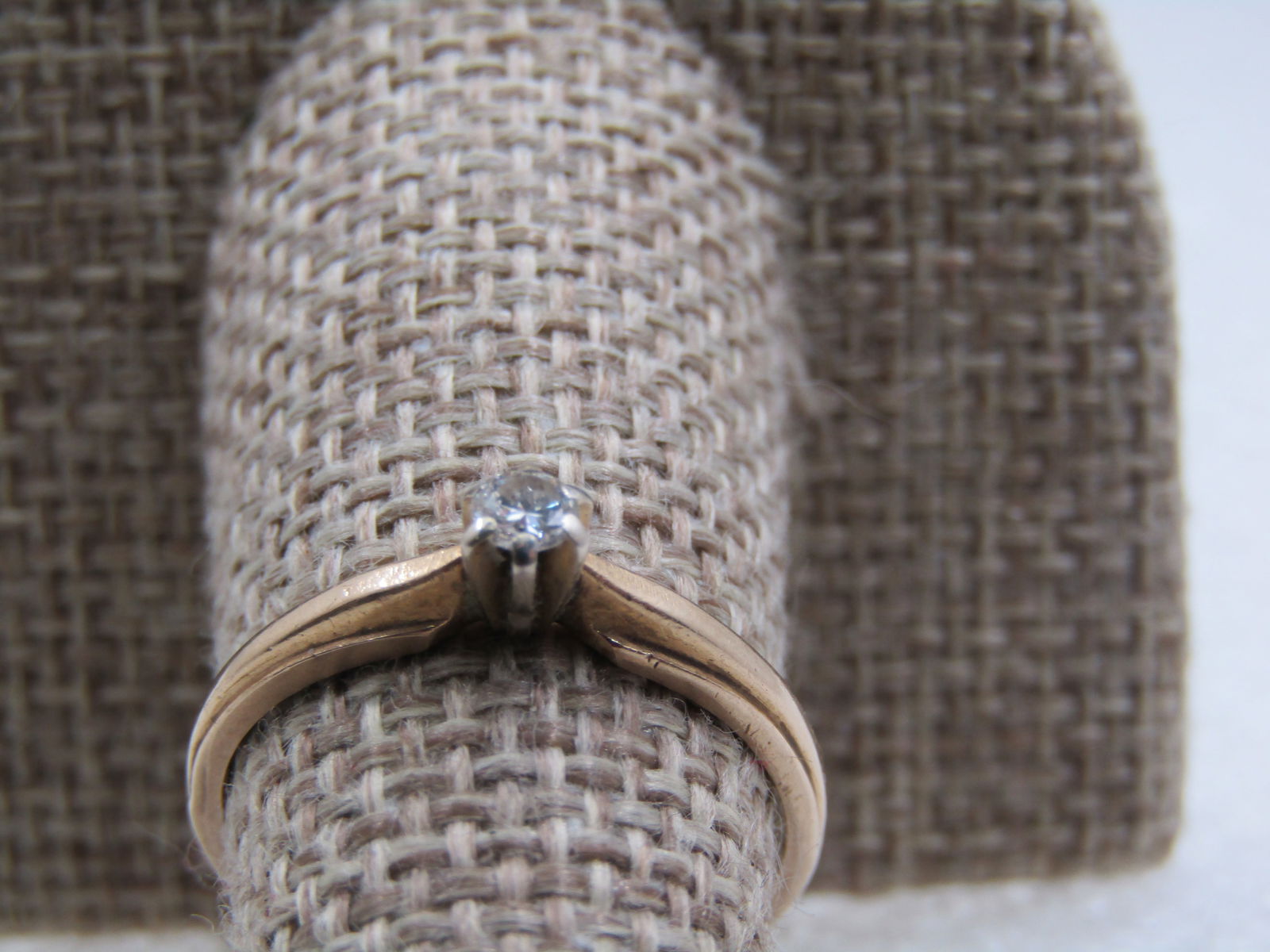 Vintage 14kt Diamond EngaGement/Promise ring, Sz. 9, .15 CT Mid-Century - 4
