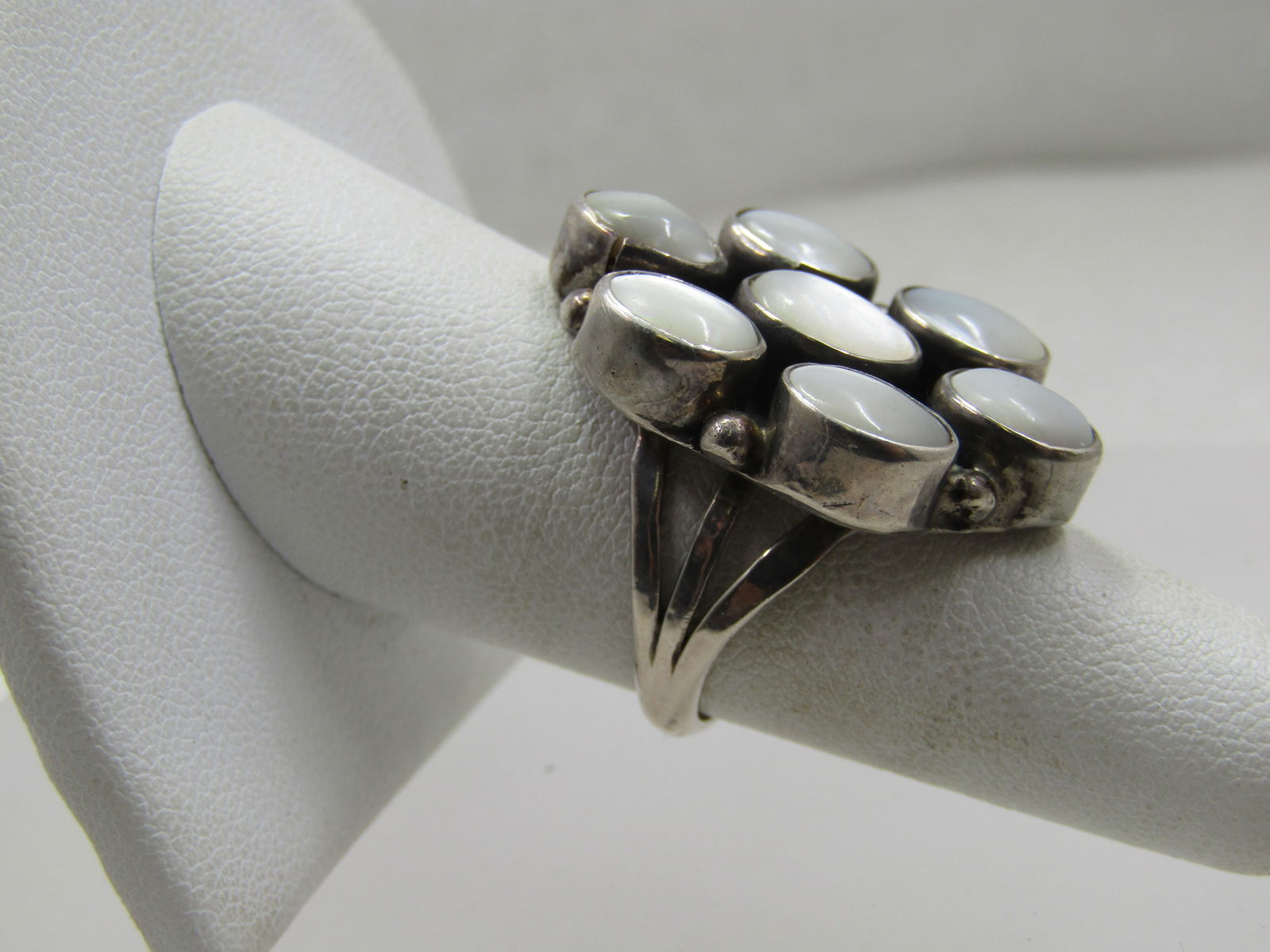 Vintage Sterling Southwestern Mother-of-Pearl, Ring, Cluster, Sz 7. Signed H - 2