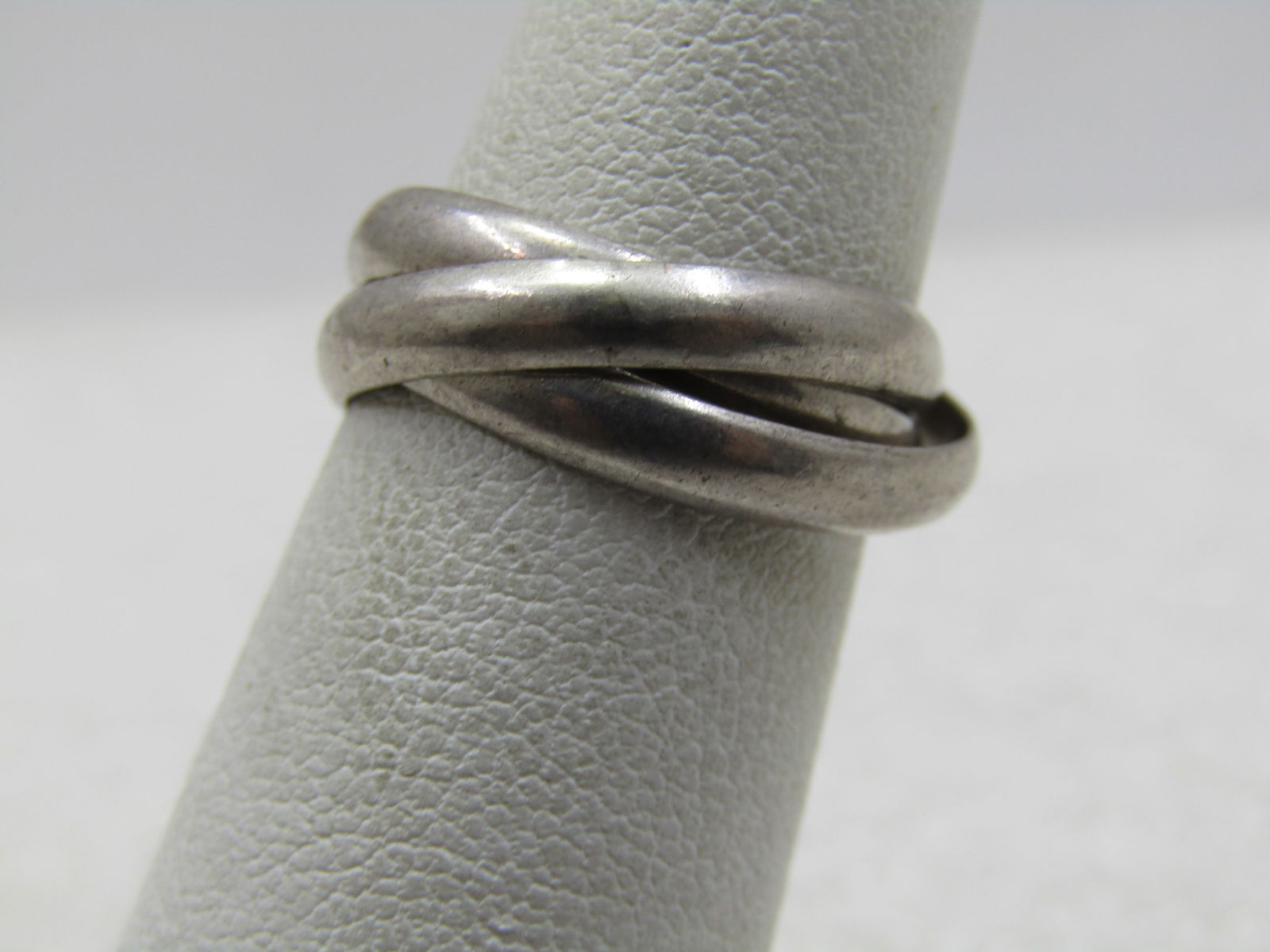 Vintage Sterling Trinity Intertwined Ring, Sz. 5 - 2