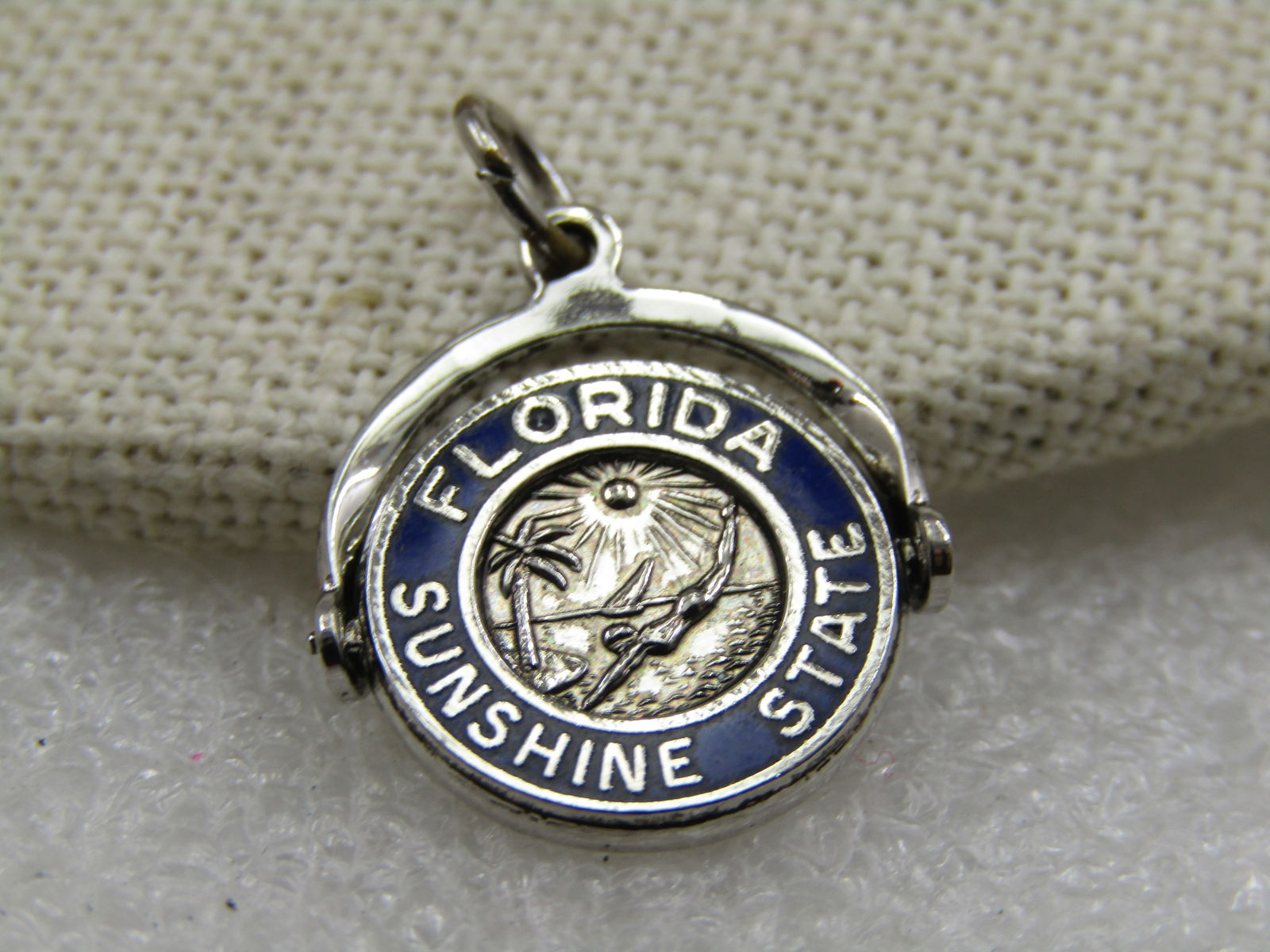 Vintage Sterling Amethyst Rope Accent Ring, Sz. 8, 1960's-1970's: Vintage Sterling Amethyst Rope Accent Ring, Sz. 8, 1960's-1970's. 6mm by 4mm faceted amethyst set in a bezel. Oval stone. It has a raised rope and beaded accent set beside the stone on both sides with