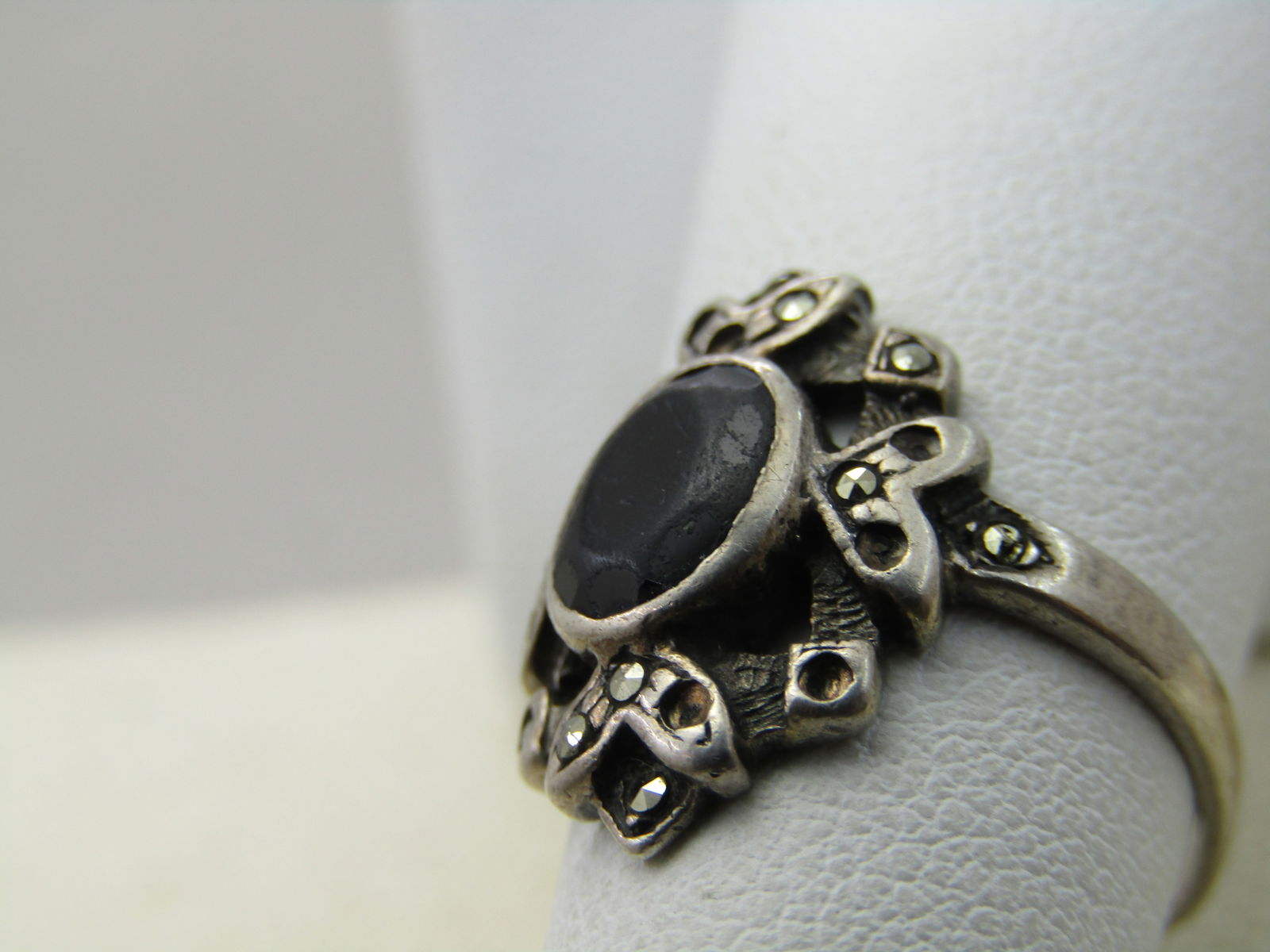 Vintage Sterling Silver Onyx Marcasite Ring, Sz. 6.5 - 4