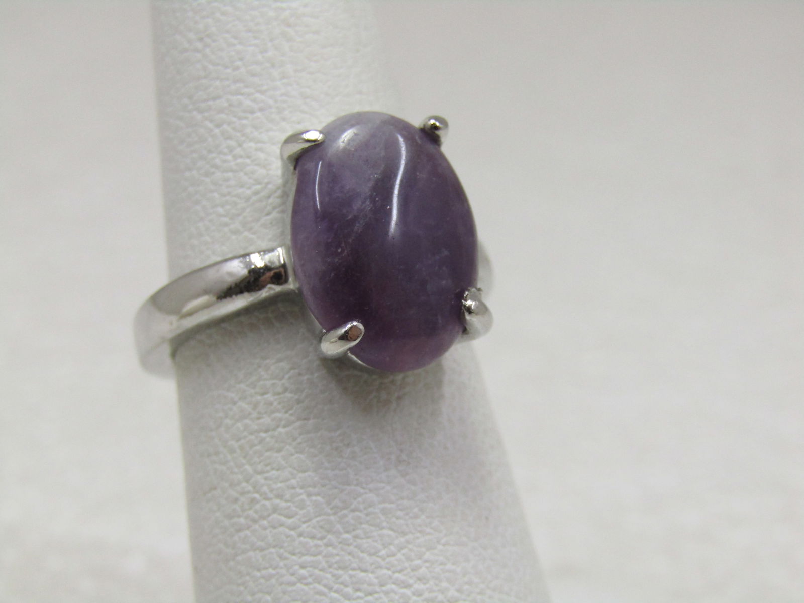 Silver Tone Southwestern Purple Agate Ring, Sz. 6 (1 of 7)