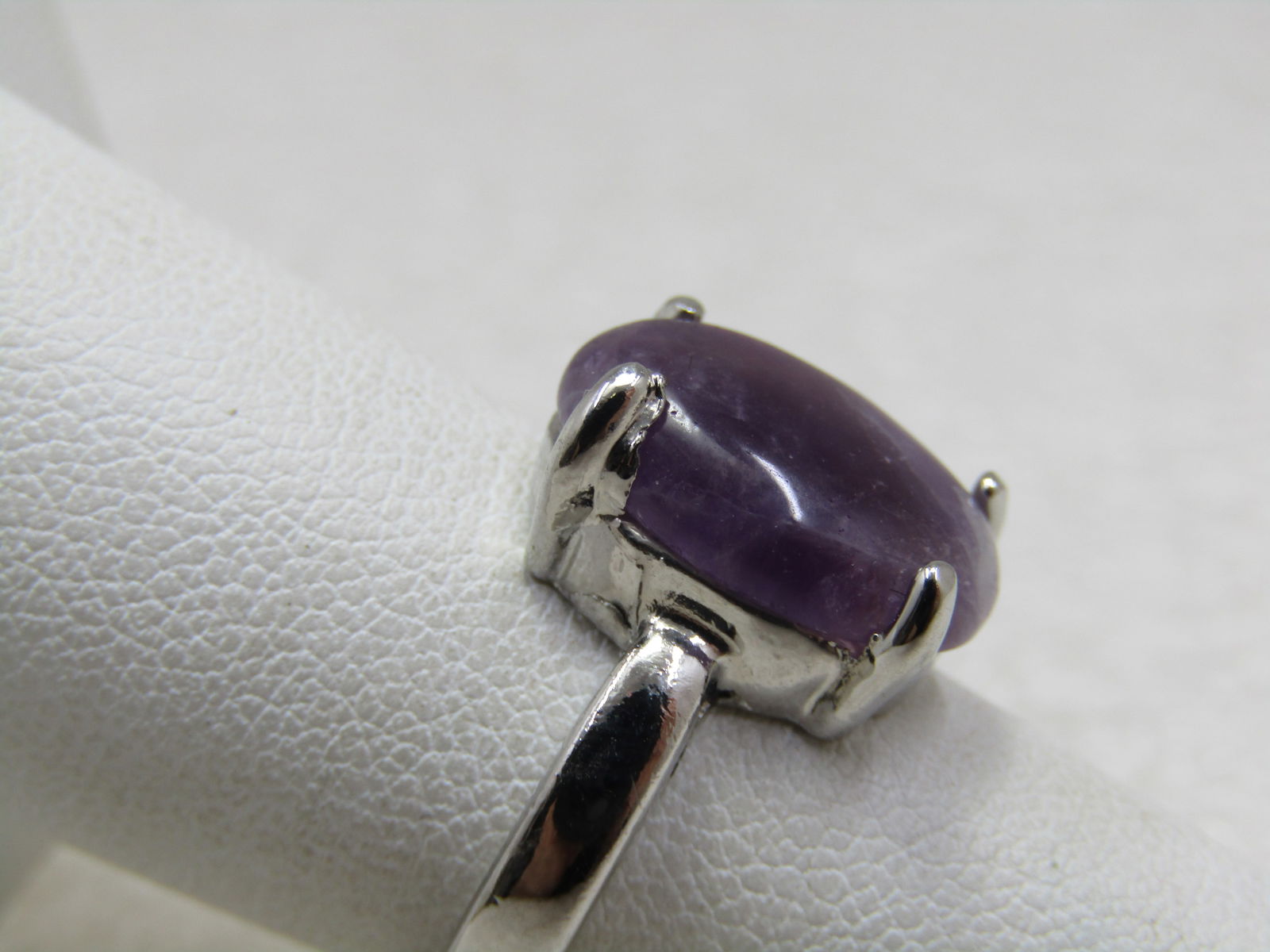 Silver Tone Southwestern Purple Agate Ring, Sz. 6 - 3