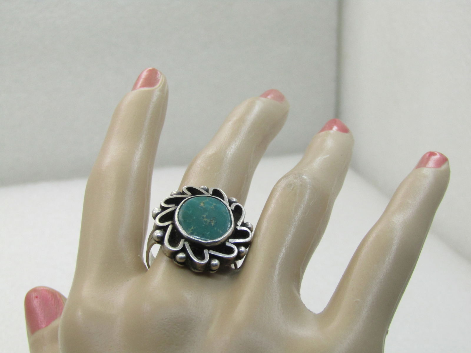 Vintage Sterling Southwestern Turquoise Ring, Sz 9.5, Unisex, Scrolled - 7