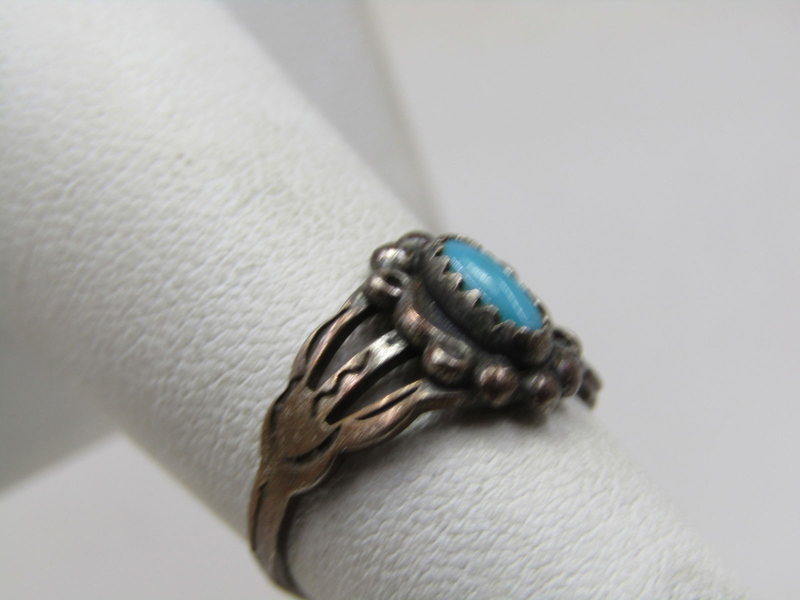 Vintage Sterling Southwestern Turquoise Ring, Sz 4.5, 1960's-1970's - 3