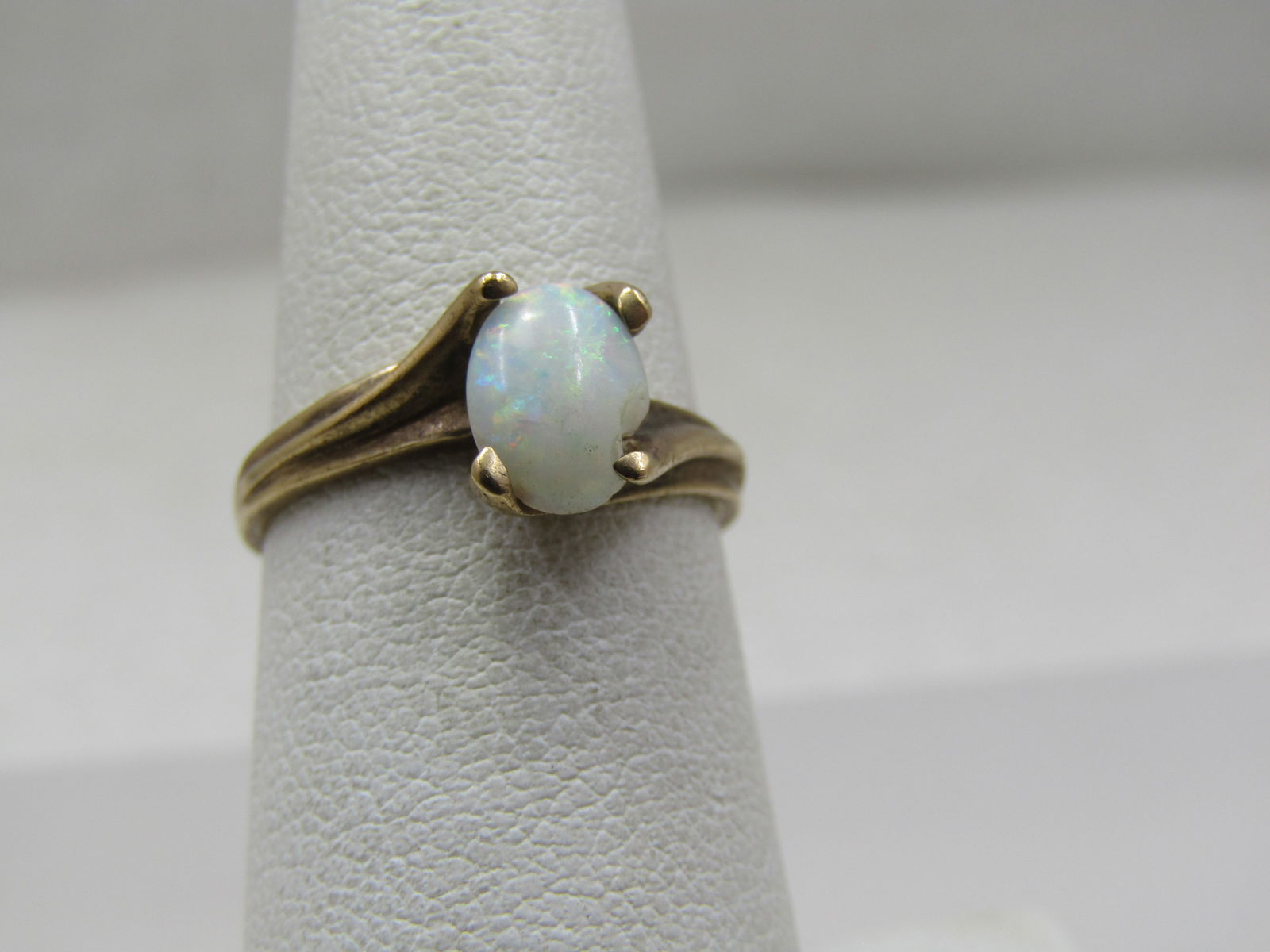 Vintage 10kt Opal Ring, Signed Kimberly, Sz. 6, Bypass, 1980's (1 of 8)