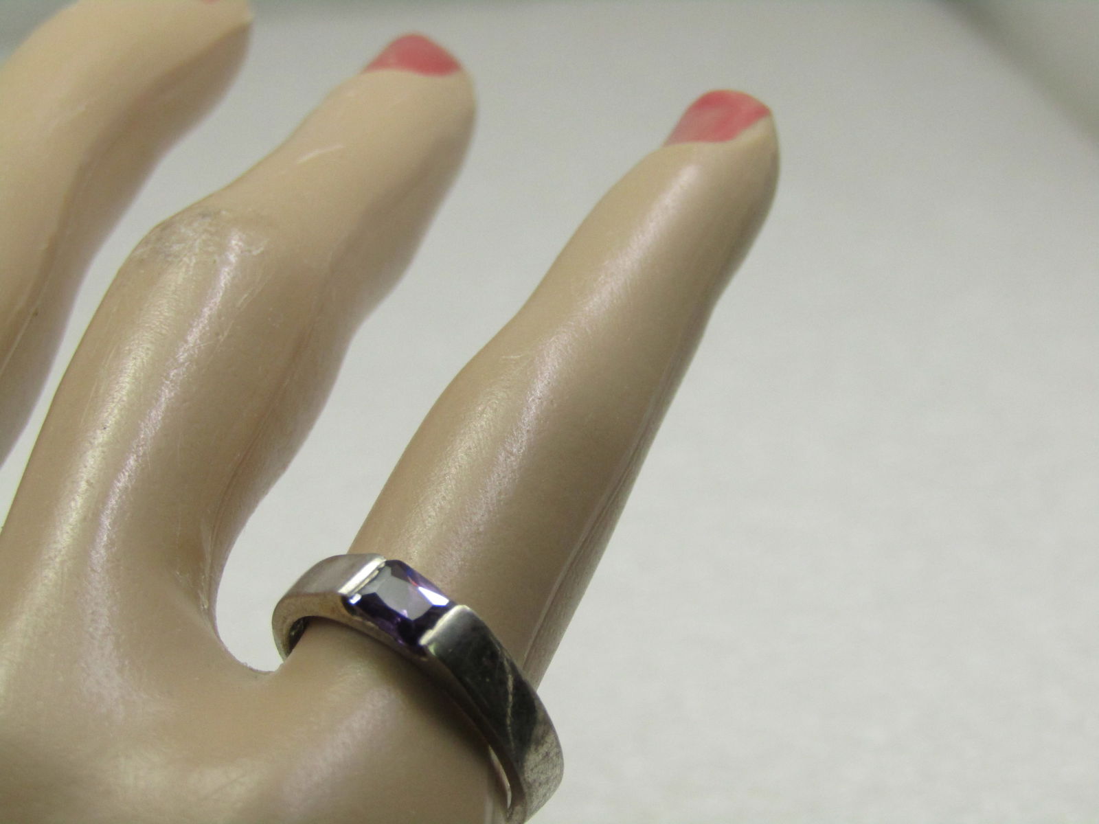 Vintage Sterling Amethyst Ring, Sz. 6, Band with Stone. - 7