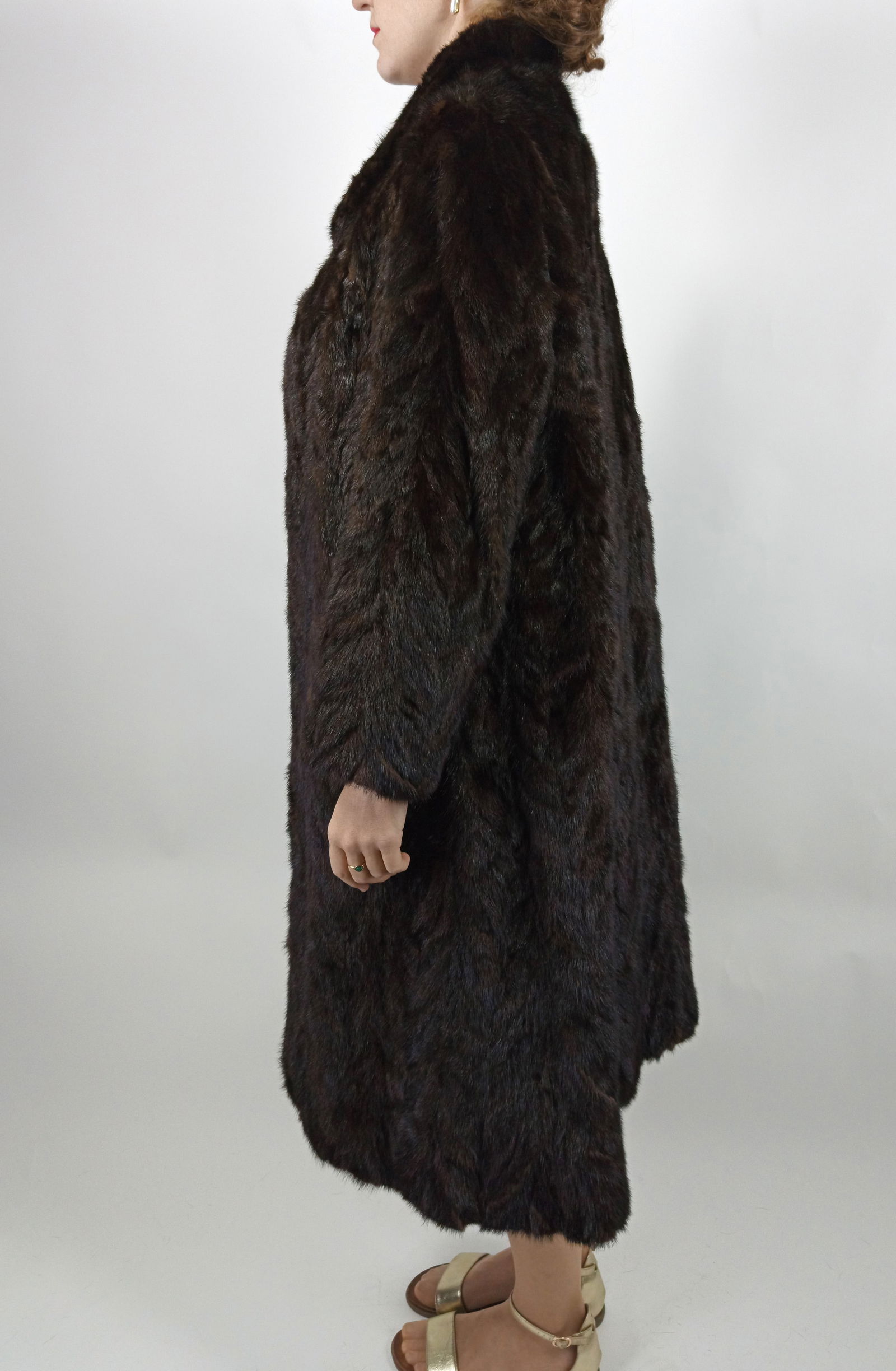 BROWN BEAVER FUR JACKET EU: M ; US: 12 - 4