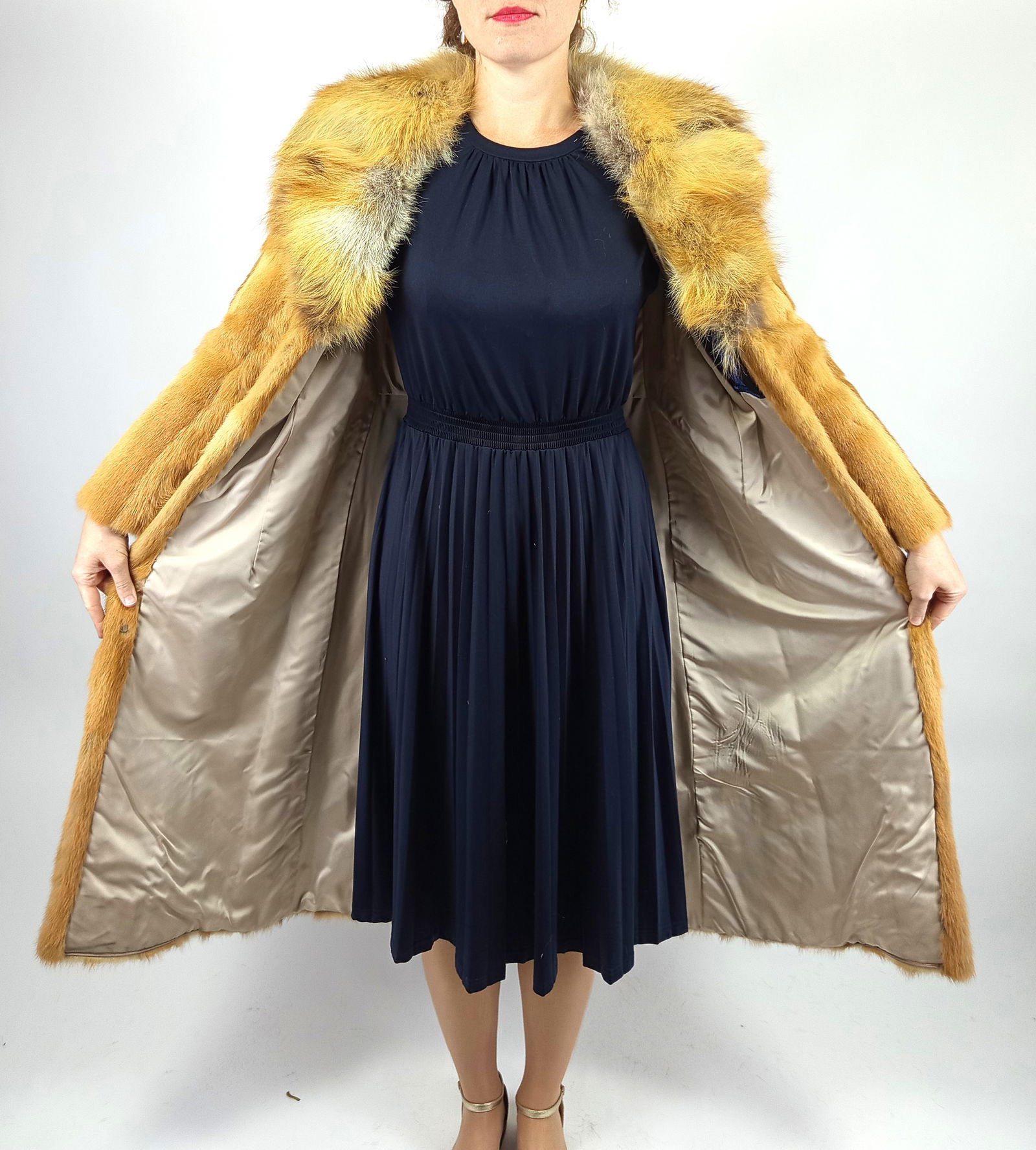 MAHOGANY MINK FUR COAT EU: XXL ; US: 24 - 10