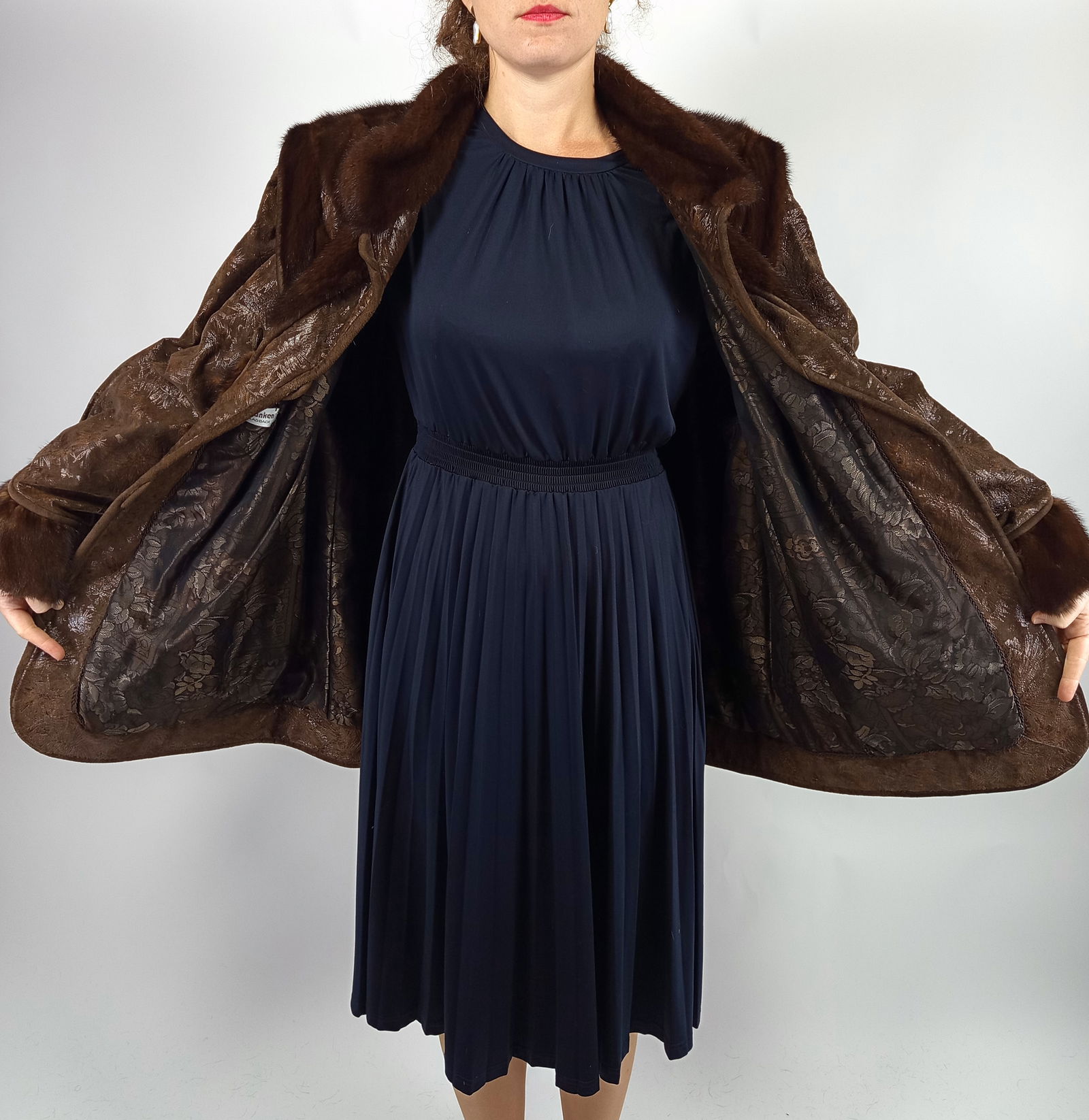 BROWN MINK FUR COAT EU: XL - US:20 - 5