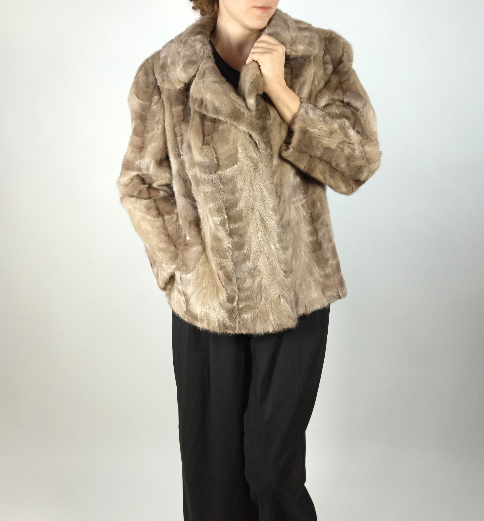 SABLE FUR COAT EU: L; US: 16 - 4