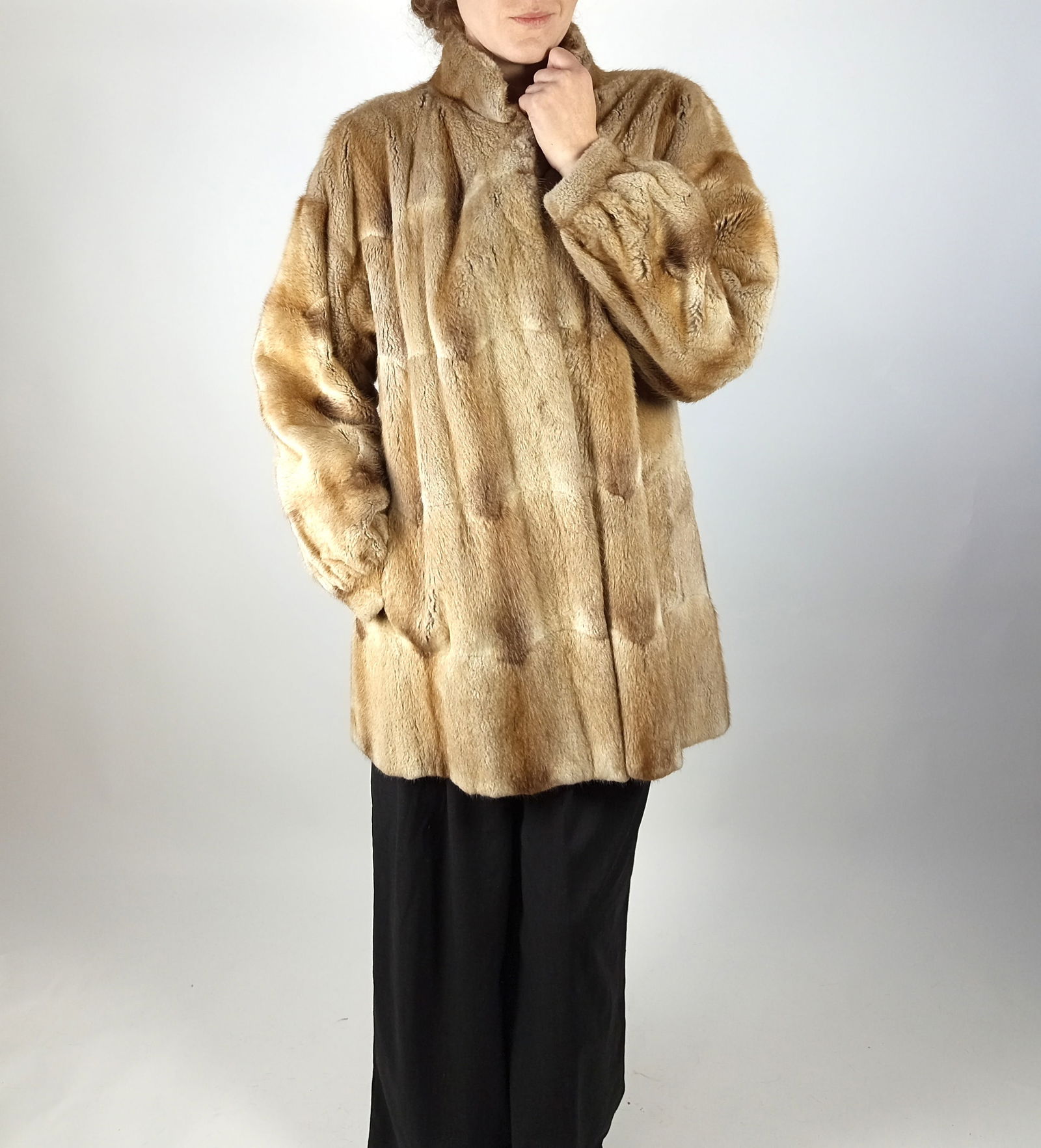 GREY PARCA RED FOX FUR COAT EU: L ; US: 16 - 11
