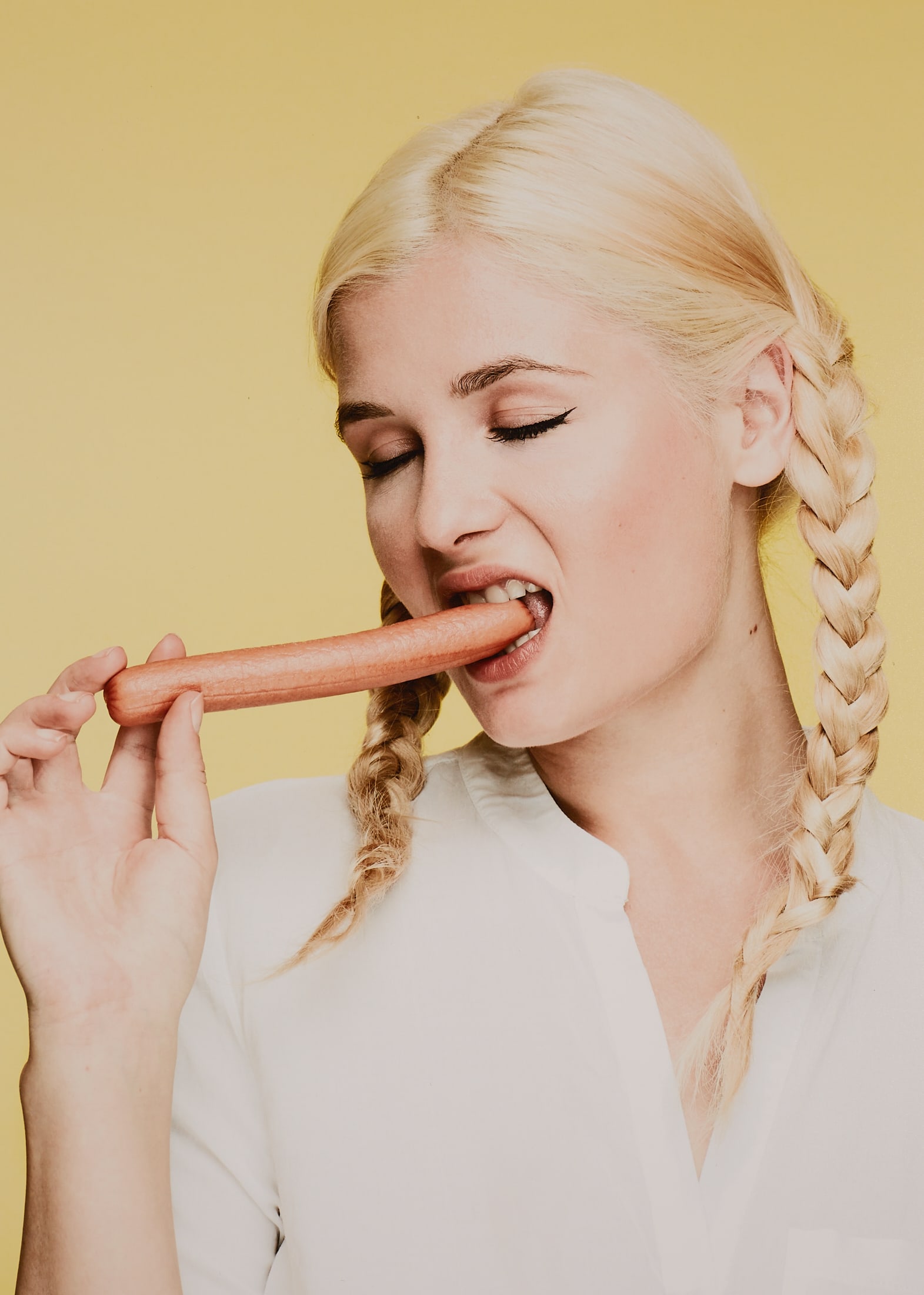 Olya Frankfurter(2016) - 2