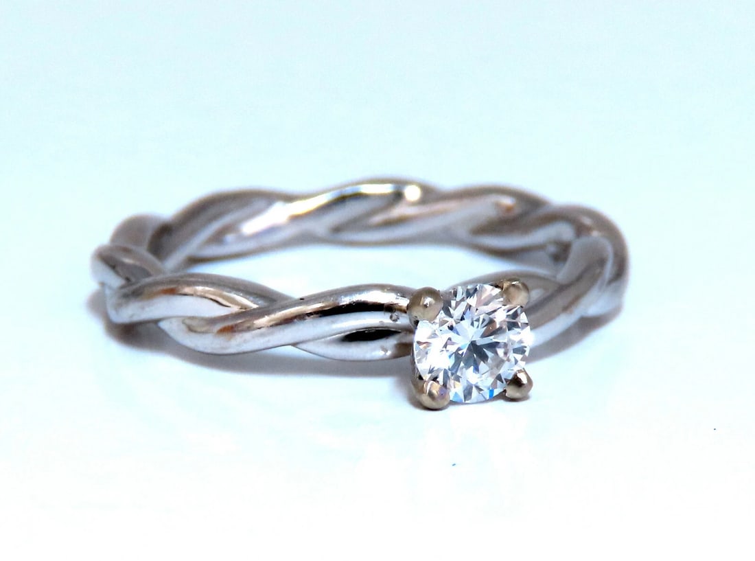 GIA certified .32ct Round Natural Diamond Ring 14kt Classic D/si1 Braid** - 2