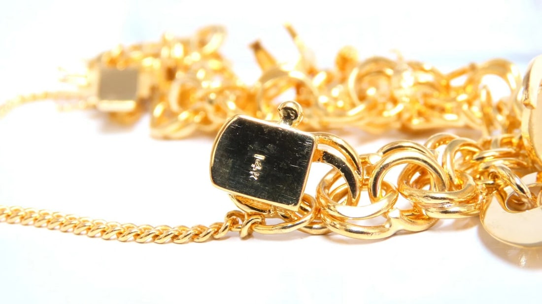 Eight Charms Link Bracelet 14kt gold 7 inch 43gm** - 10