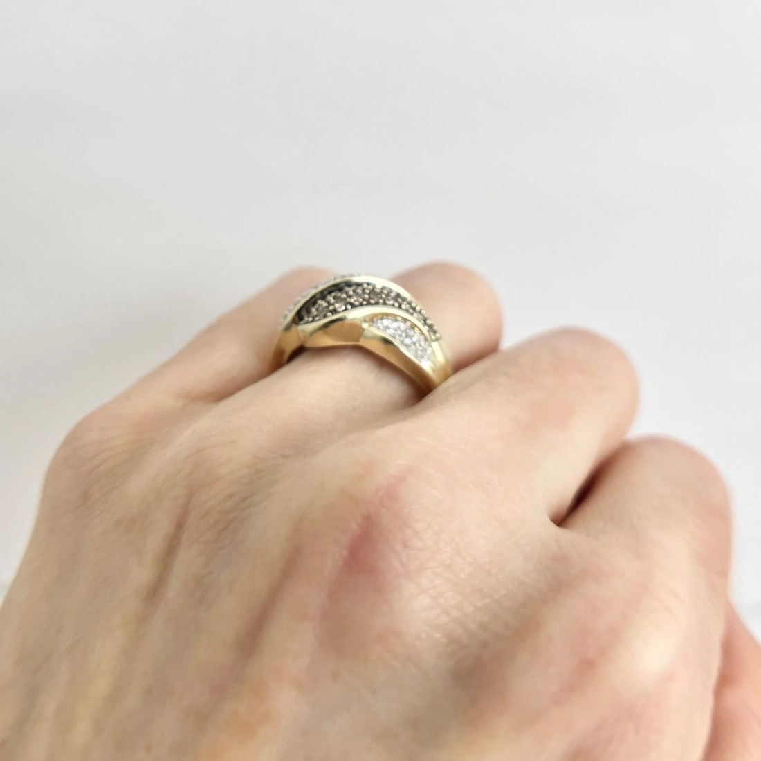 Cognac and White Diamond Cocktail Statement Ring 14K Yellow Gold, 5.36 Grams - 5