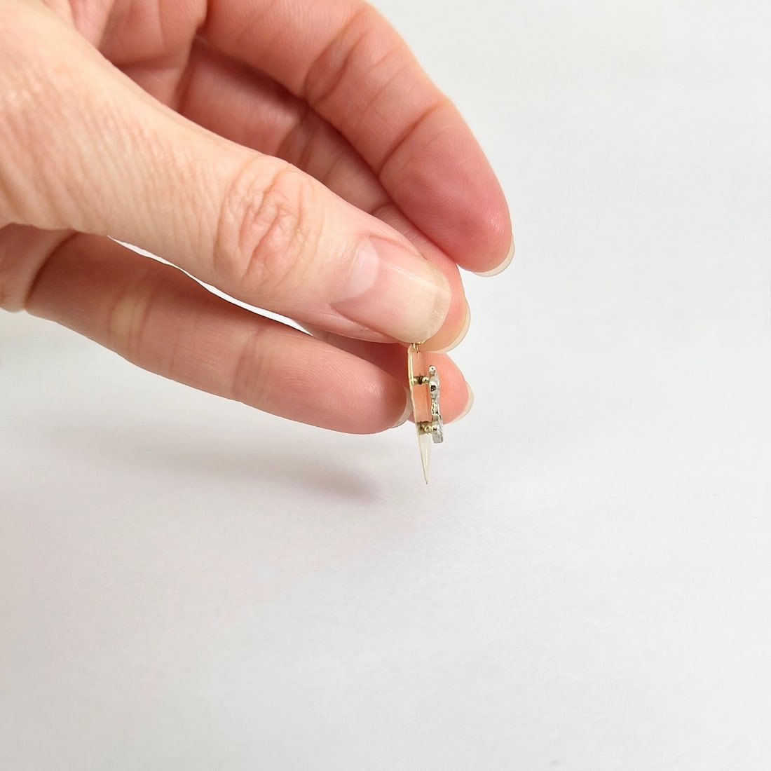 Letter L Initial Diamond Heart Pendant Charm 14K Yellow Gold, 1.10 Grams - 4