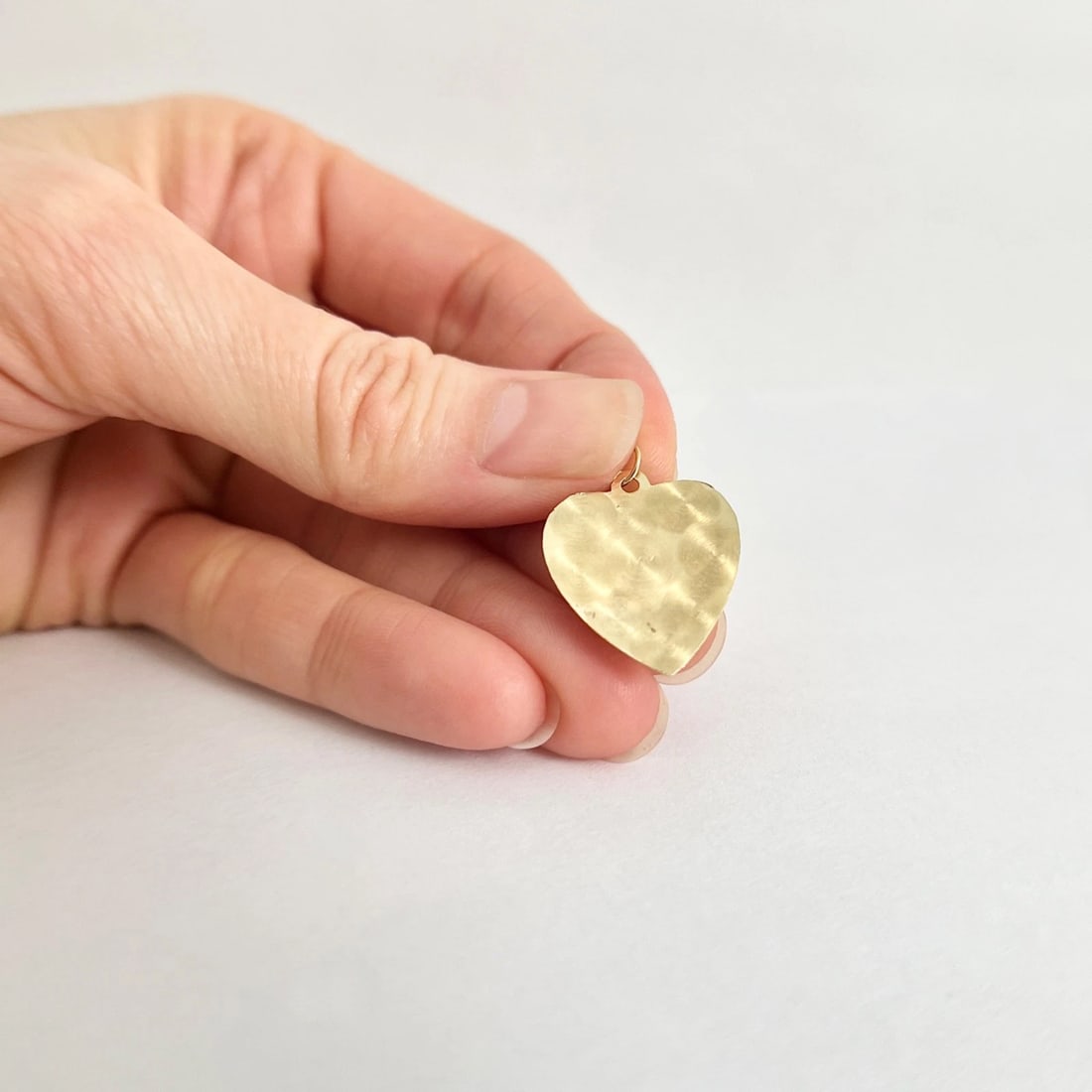 Letter L Initial Diamond Heart Pendant Charm 14K Yellow Gold, 1.10 Grams - 5