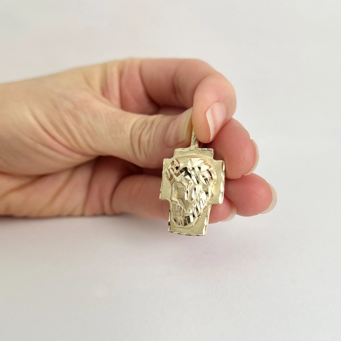 Estate Jesus Religious Necklace Pendant 14K Yellow Gold, 5.26 Grams - 4