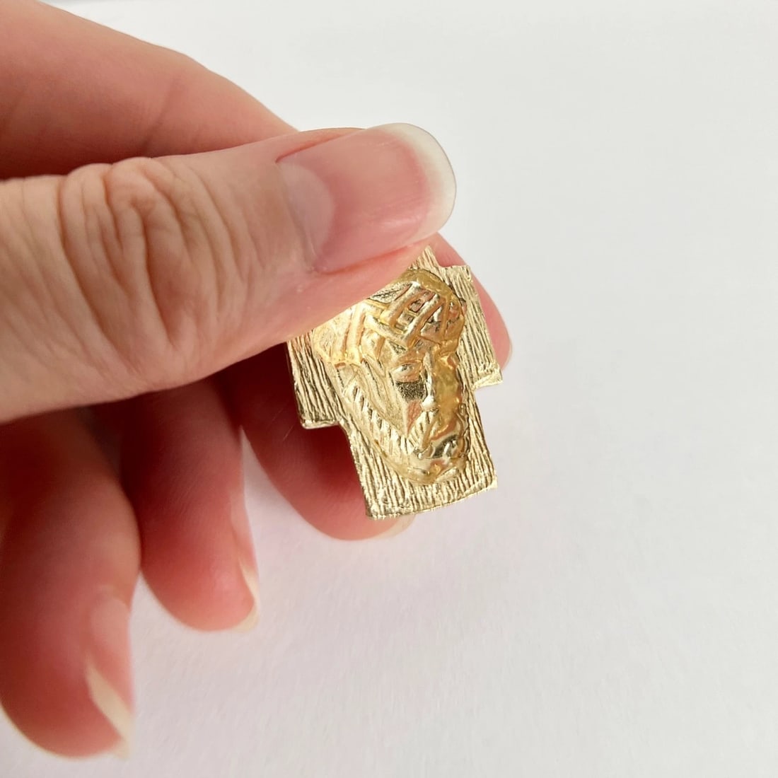 Estate Jesus Religious Necklace Pendant 14K Yellow Gold, 5.26 Grams - 7