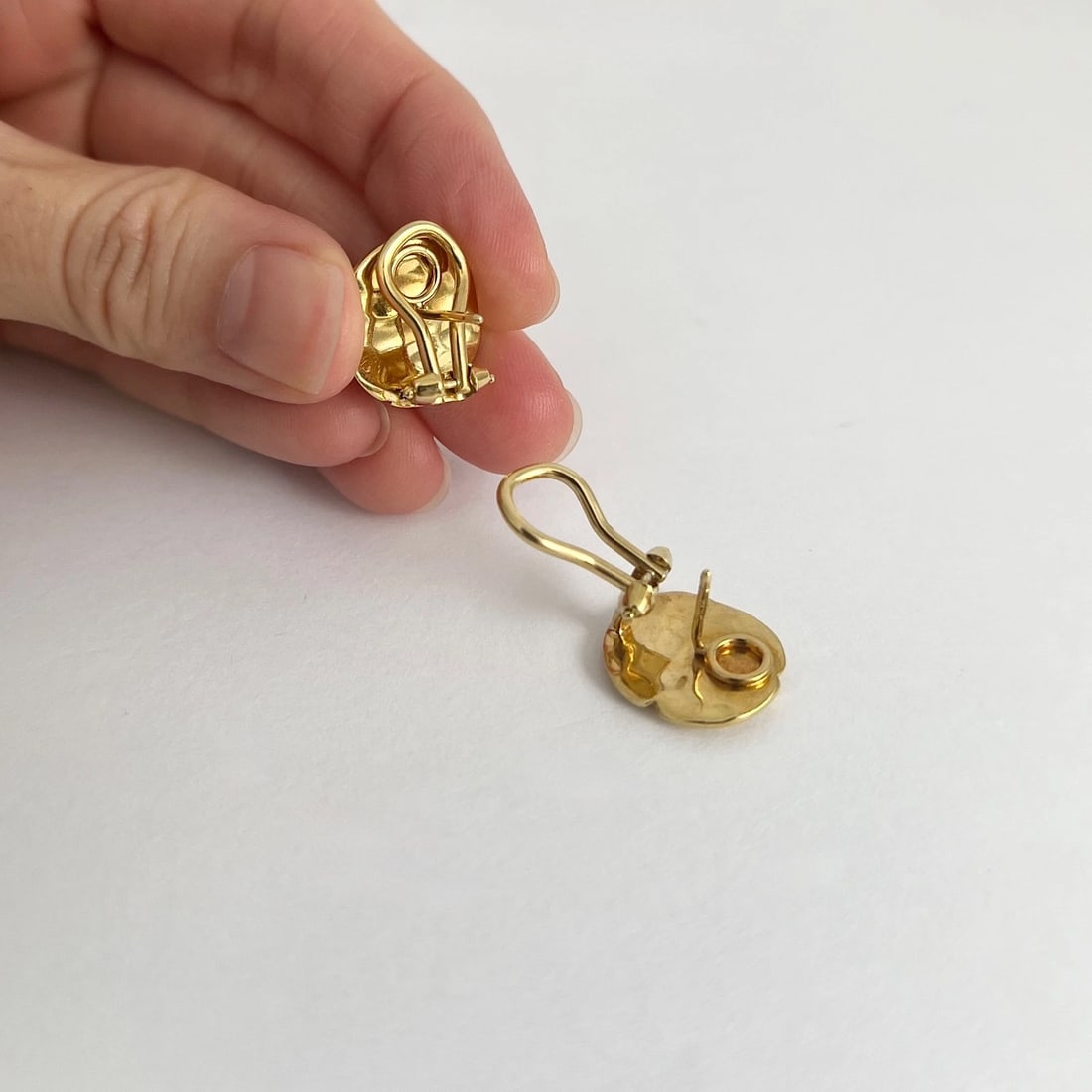 Tiffany & Co. Italian Dragonfly Drop Stud Earrings 18K Yellow Gold, 10.56 Grams - 5