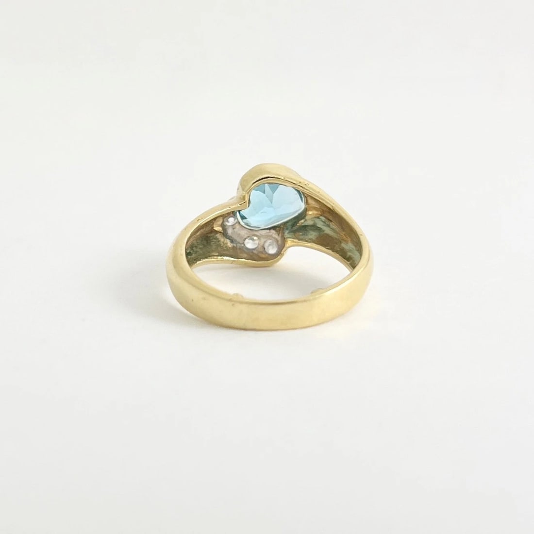 Heart Blue Topaz Diamond Statement Ring 18K Yellow Gold, 5.52 Grams - 6