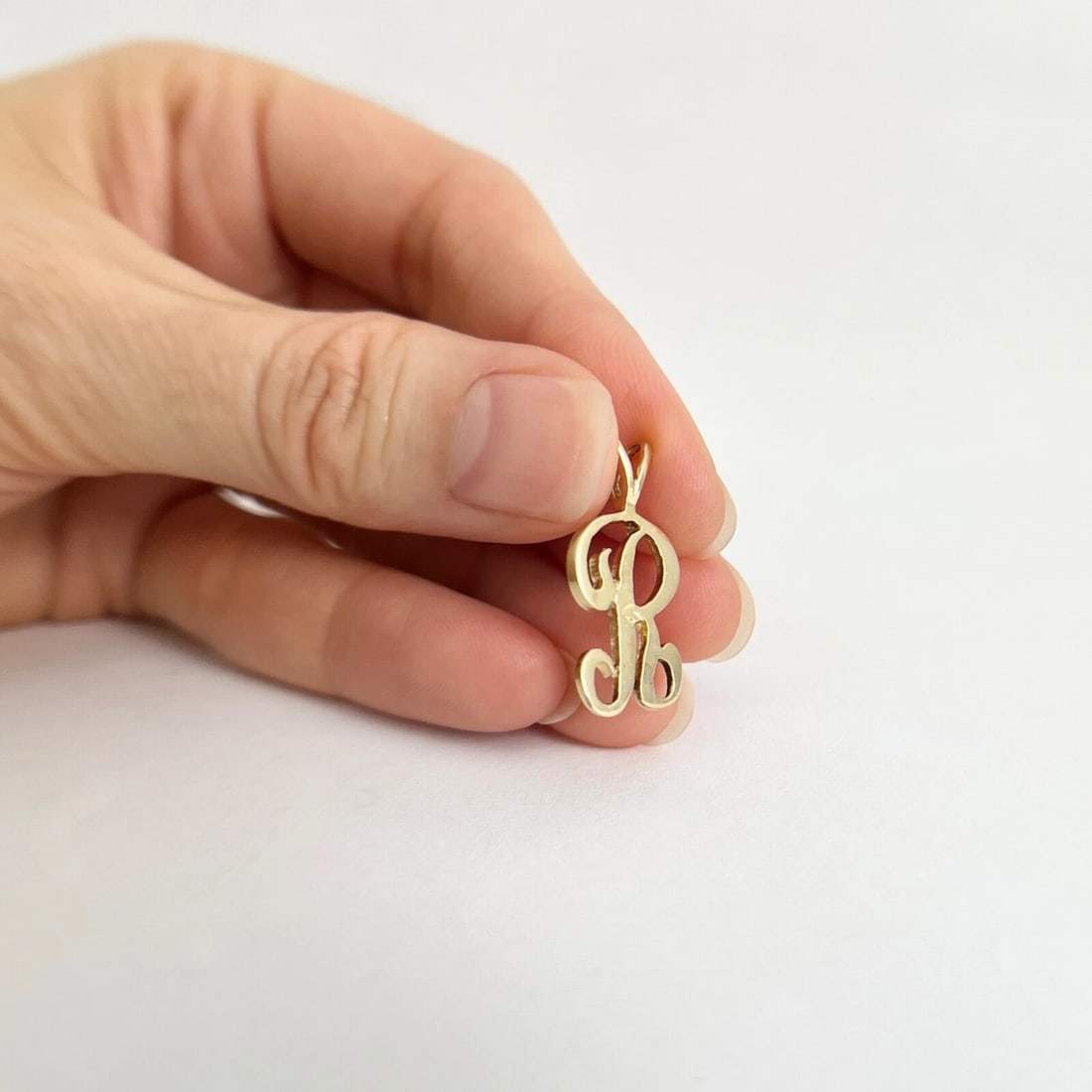 Estate Letter R Initial Pendant Charm 14K Yellow Gold, 1.30 Grams - 5