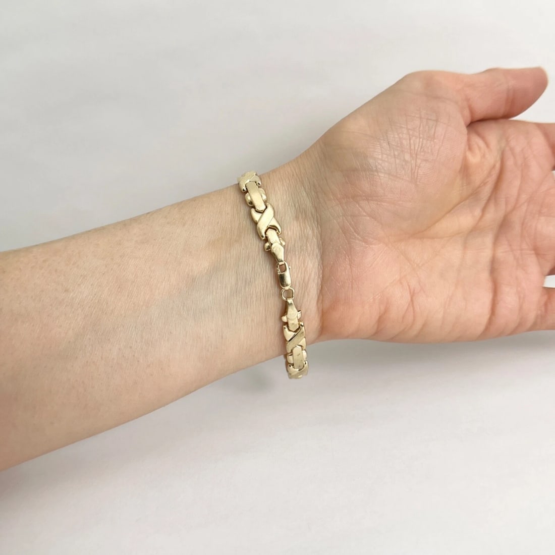 X-Link Bar Chain Bracelet 14K Yellow Gold, 6.4 Inches, 5.38 Grams - 5