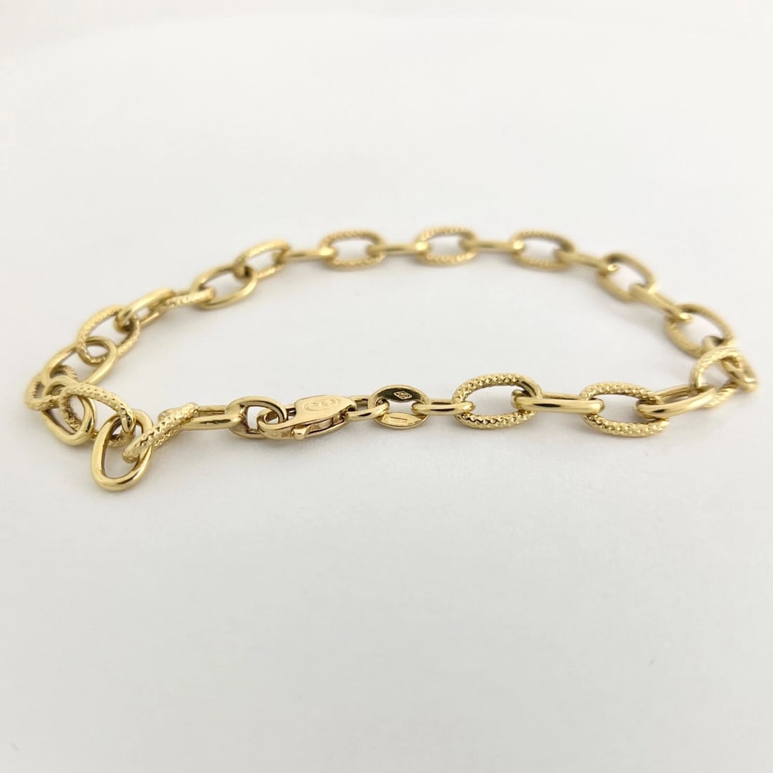 Long Oval Open Chain Link Bracelet 18K Yellow Gold, 7.75 Inches, 4.86 Grams - 7