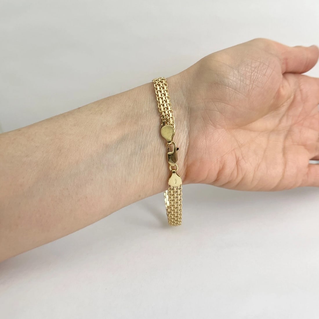 Bismark Mesh Flat Chain Link Bracelet 18K Yellow Gold, 9.46 Grams - 5