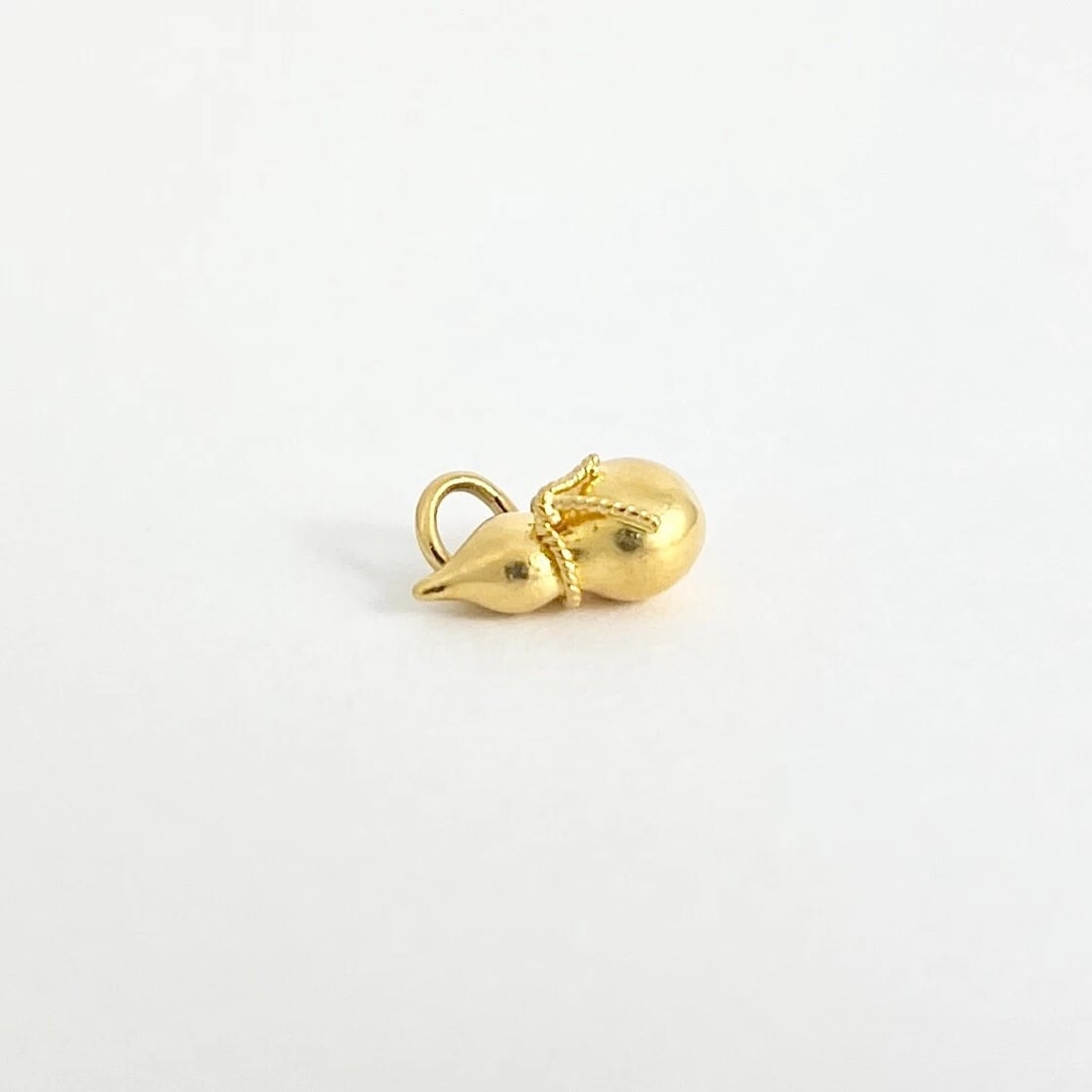 Wulu Wu Lou Bottle Gourd Charm Pendant 24K Yellow Gold, .94 Grams - 7