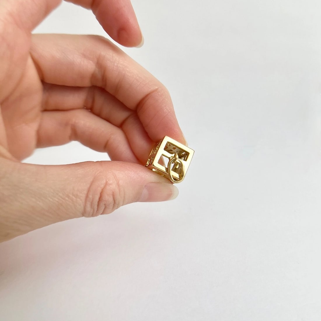 Chinese Character Box Cube Charm Pendant 18K Yellow Gold, 6.68 Grams - 5