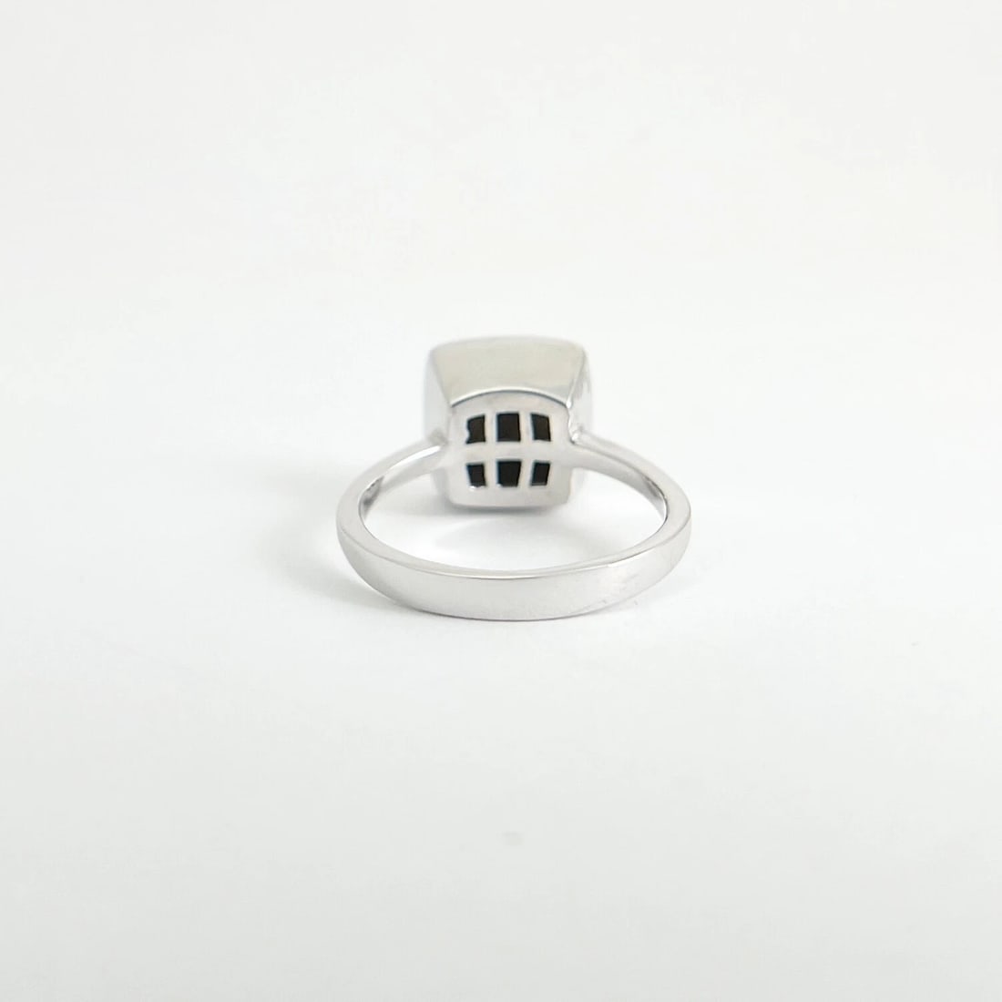 Satin Finish Square Signet Ring 18K White Gold, 5.14 Grams - 7