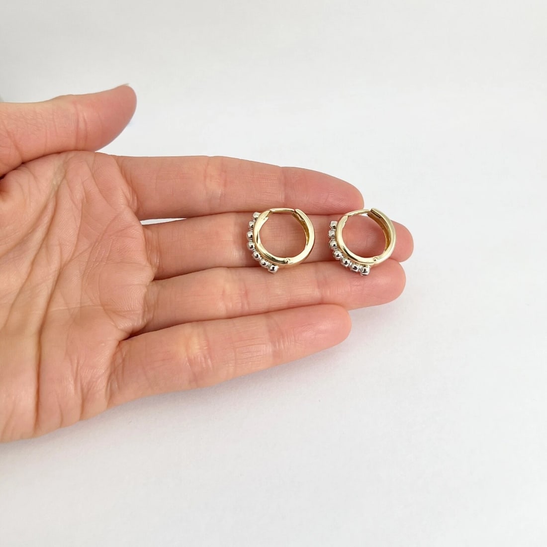 Estate Two-Tone CZ Cubic Zirconia Huggie Hoop Earrings 14K Yellow Gold, 3.12 Gr - 4