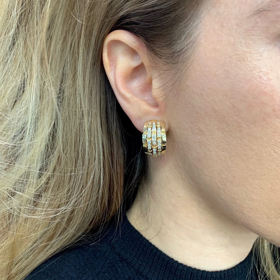 Cartier Maillon Panthere One Single 5-Row Diamond Hoop Earring 18K Yellow Gold - 4