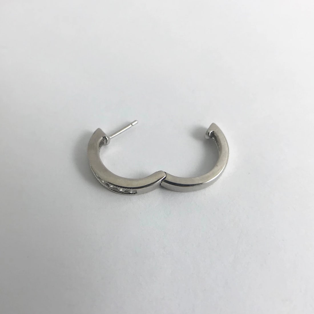 One Single Diamond Channel-Set Milgrain Hoop Earring 14K White Gold, 2.36 Grams - 8