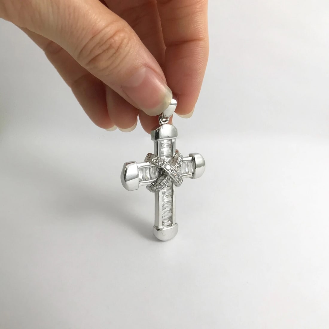 CZ Cubic Zirconia Cross Necklace Pendant 18K White Gold, 12.52 Grams - 4