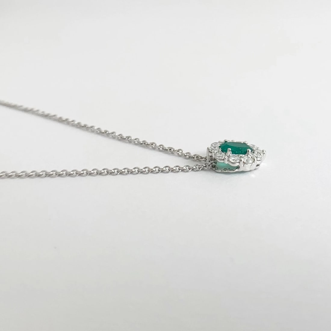Oval Green Emerald Diamond Halo Gemstone Pendant Necklace 14K White Gold .90 CTW - 7