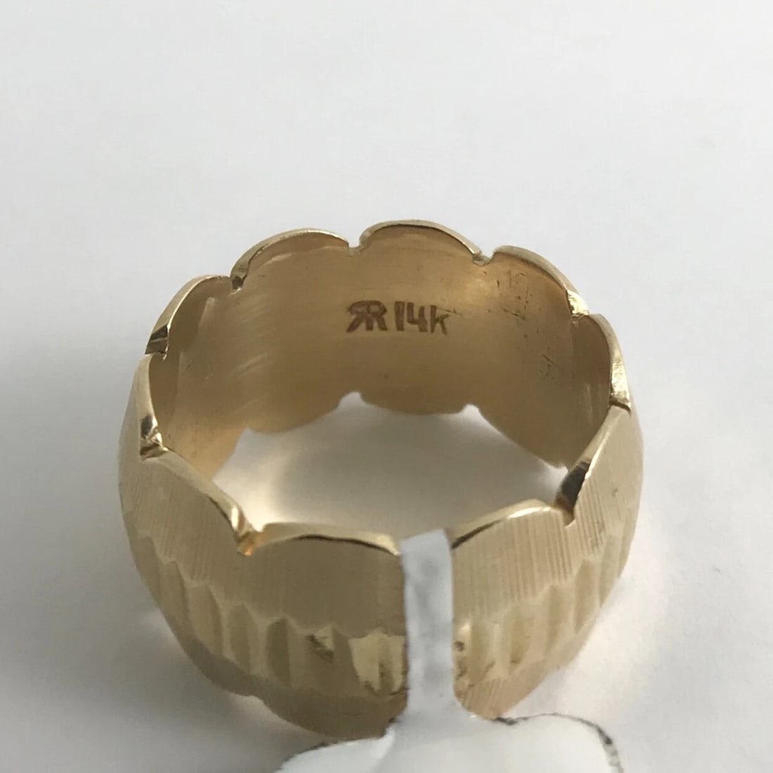 Wide Scalloped Etched Band Ring in 14K Yellow Gold, Size 5.75, 10 mm, 7.40 Grams - 10