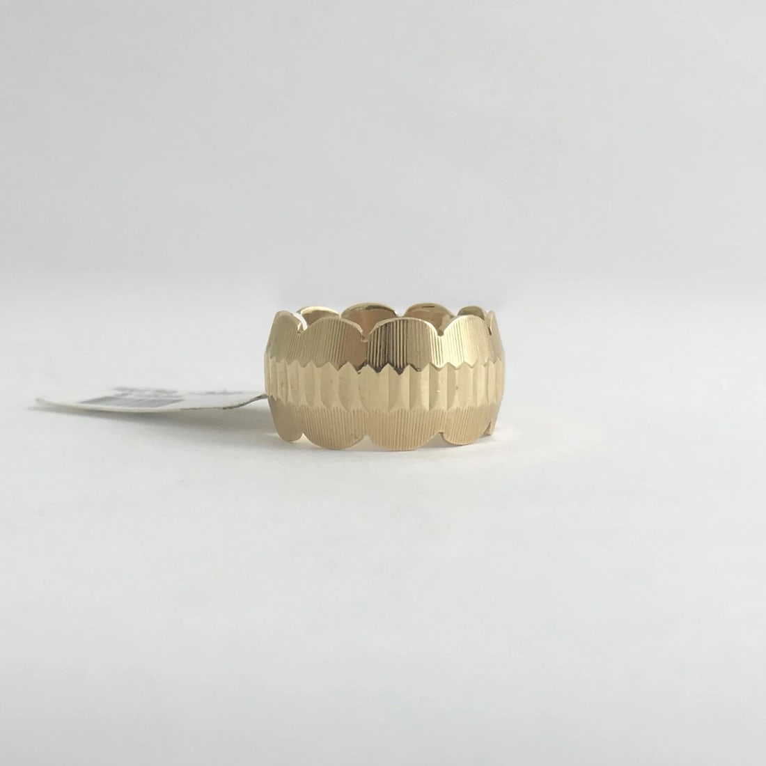 Wide Scalloped Etched Band Ring in 14K Yellow Gold, Size 5.75, 10 mm, 7.40 Grams - 8