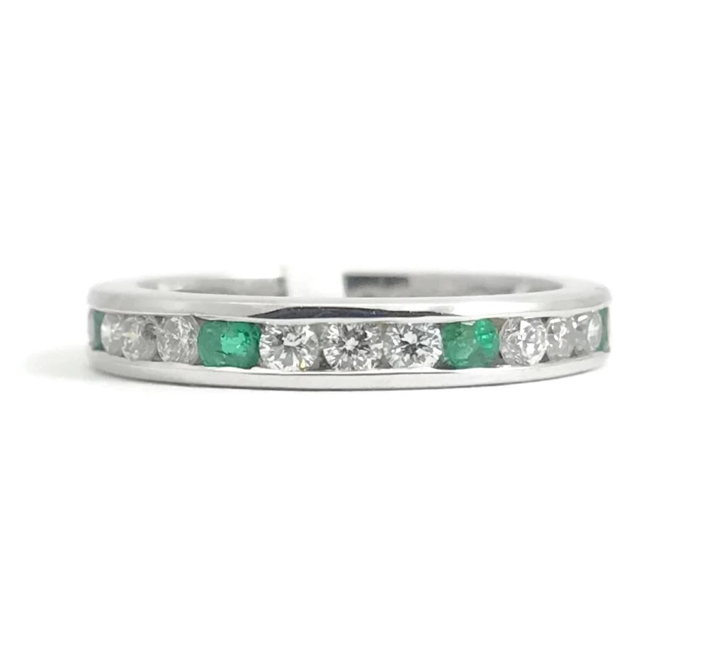 Emerald Diamond Eternity Band Ring 14K White Gold,1.00 CTW, Size 5, 2.37 Grams (1 of 11)